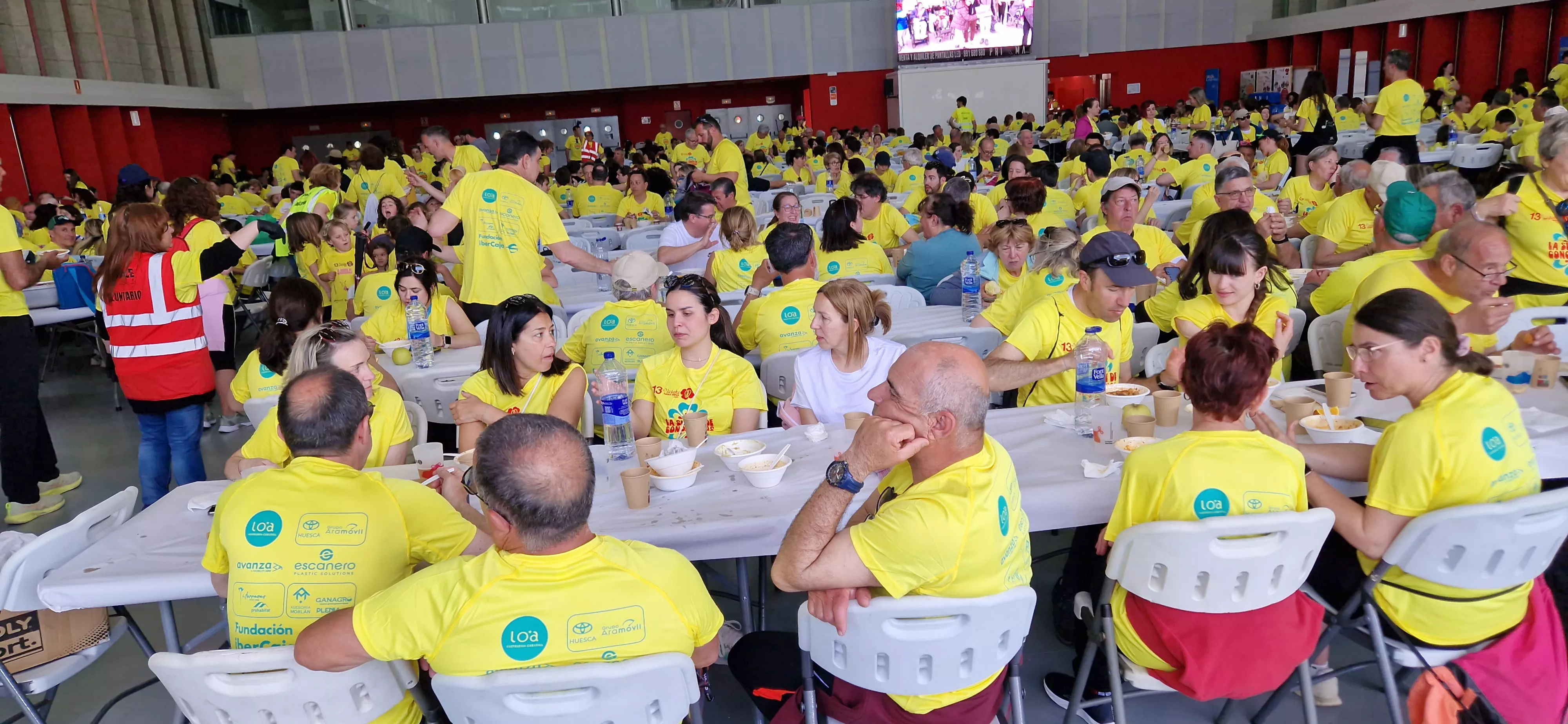 Comida de la 13 Marcha Aspace Huesca. Foto Myriam Martínez 