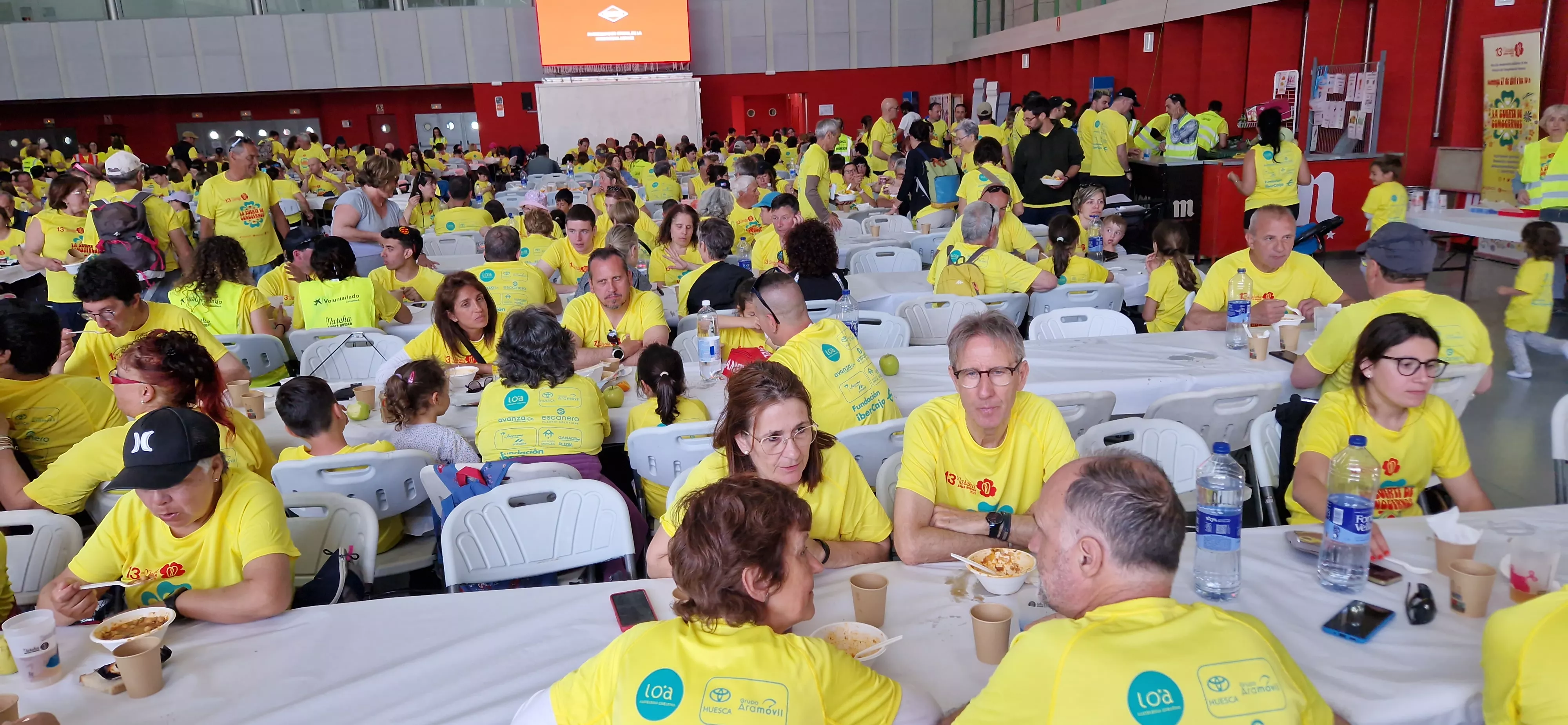 Comida de la 13 Marcha Aspace Huesca. Foto Myriam Martínez 