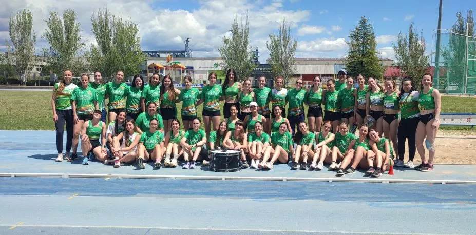 Equipo femenino de Intec-Zoiti.