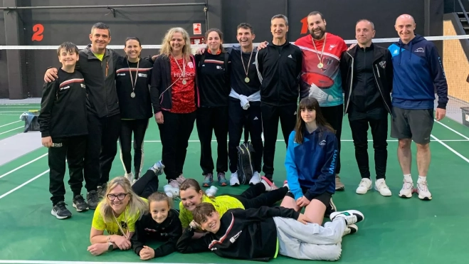 Representación provincial completa en Vitoria. Representación provincial completa en Vitoria.