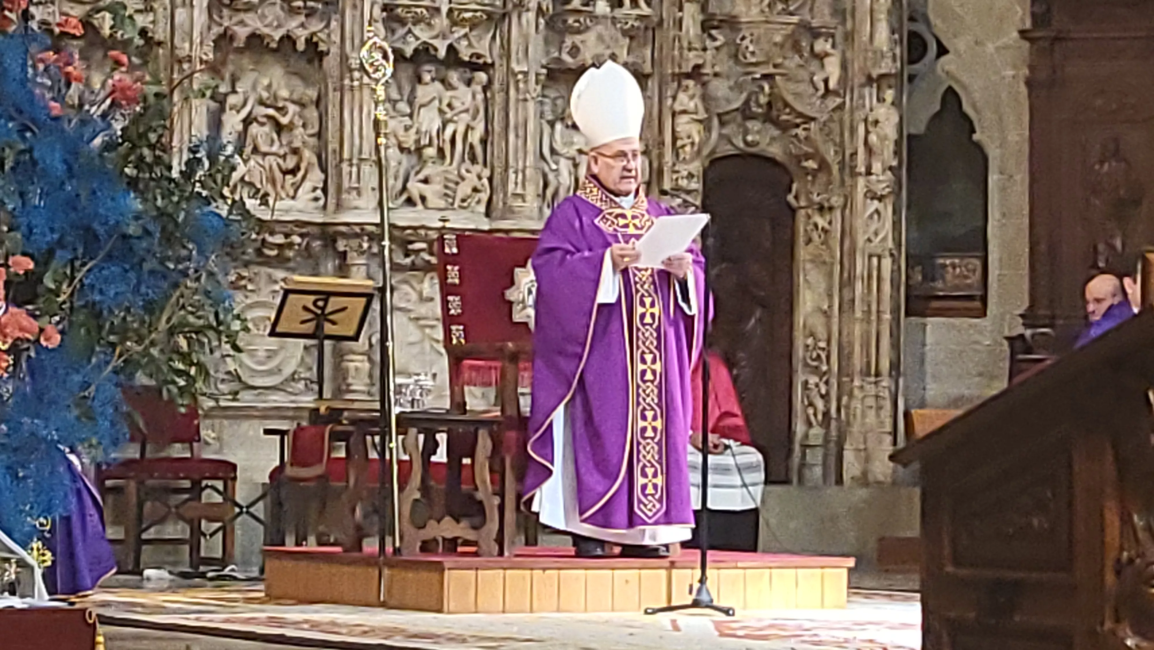 Misa Funeral por el Papa Francisco en la Catedral de Huesca