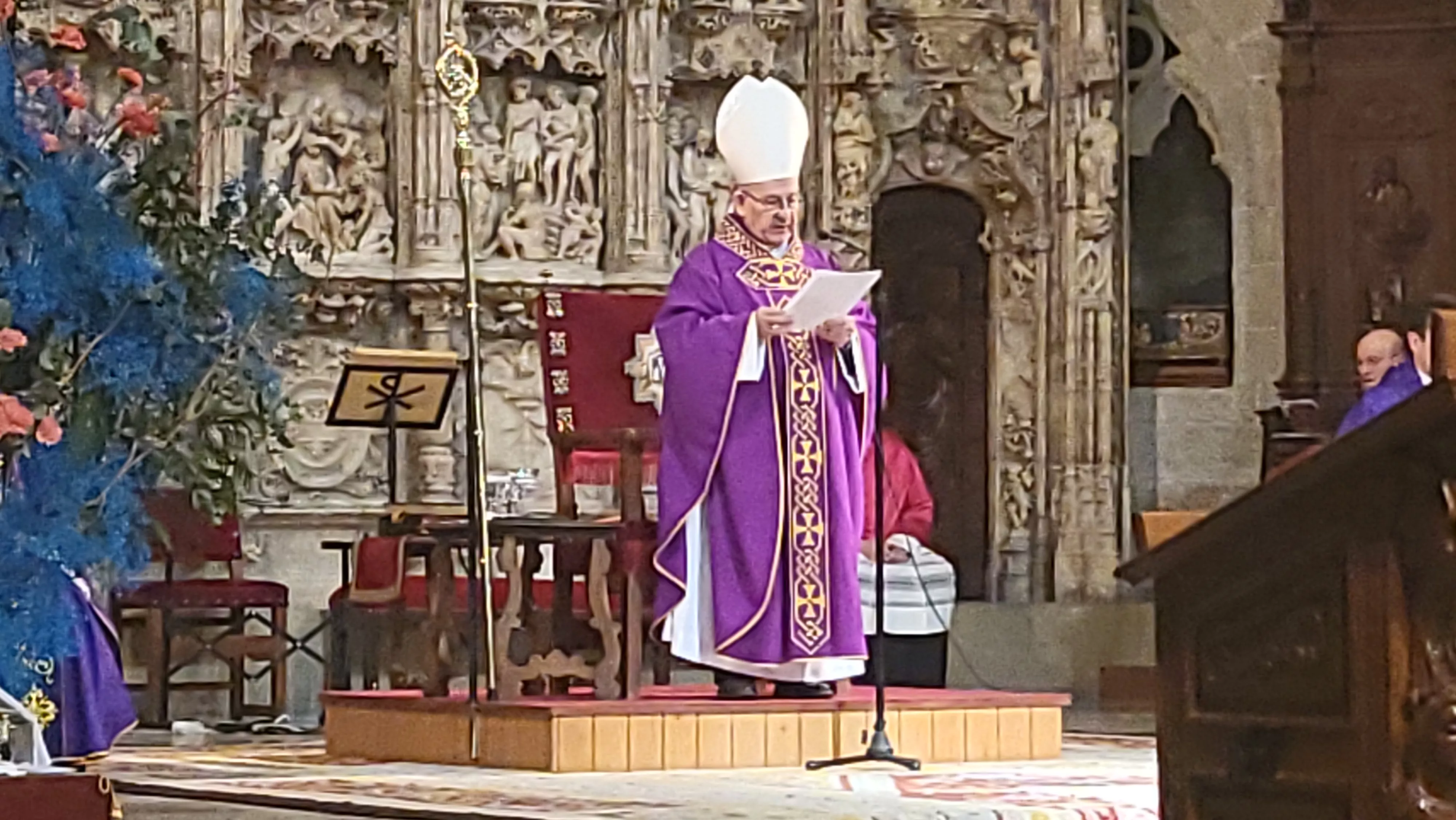 Misa Funeral por el Papa Francisco en la Catedral de Huesca