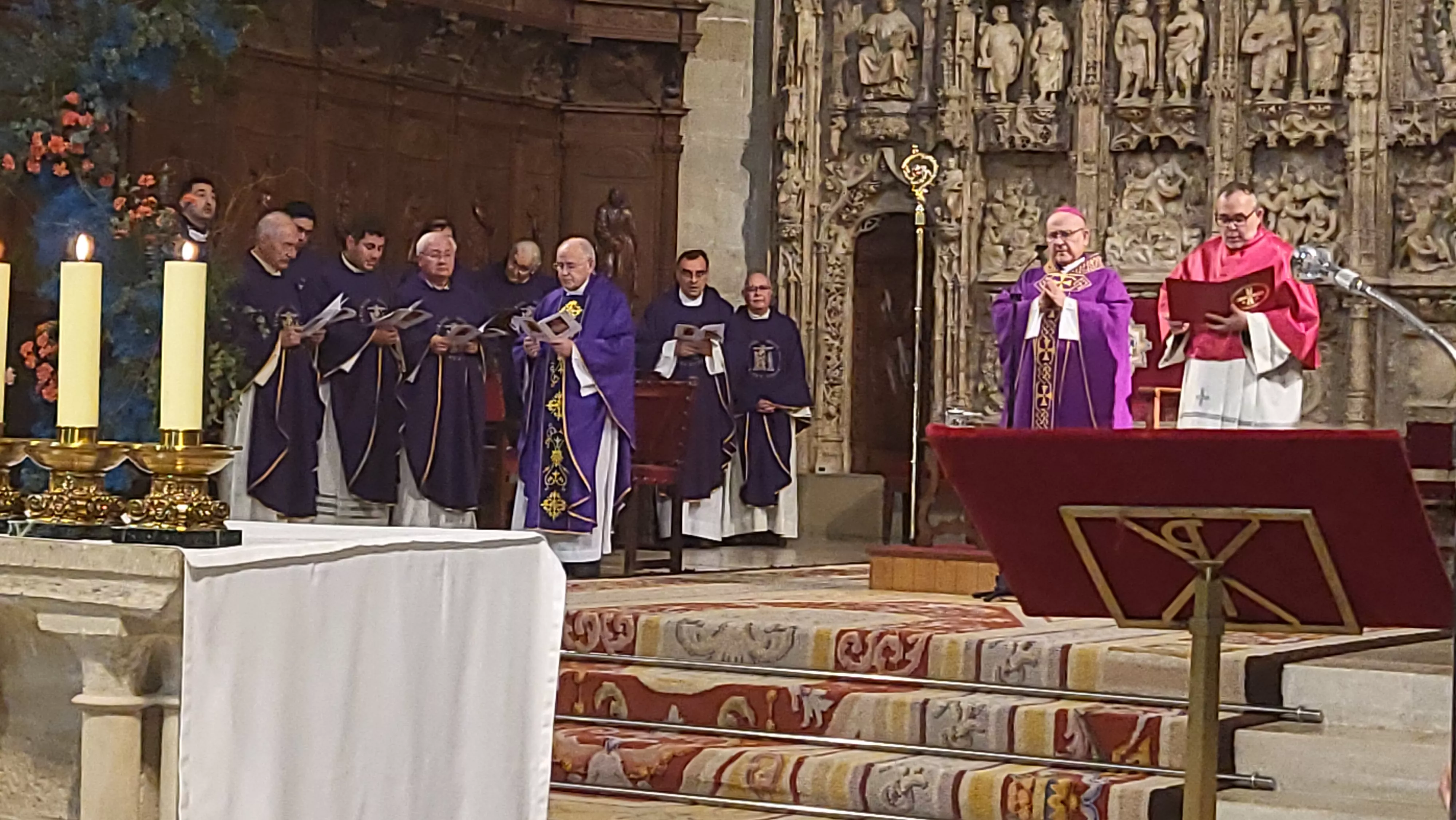 Misa Funeral por el Papa Francisco en la Catedral de Huesca
