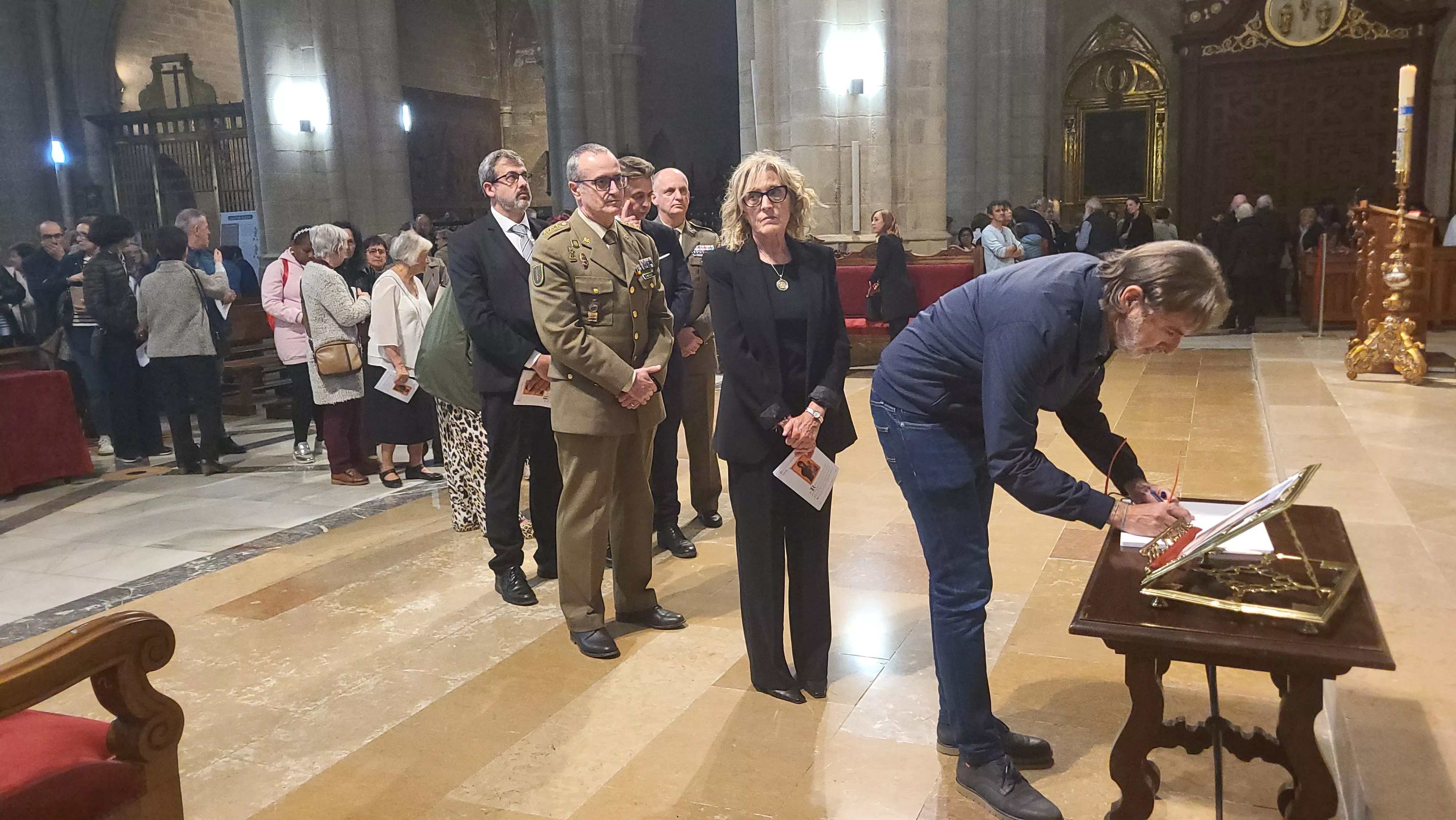 Misa Funeral por el Papa Francisco en la Catedral de Huesca