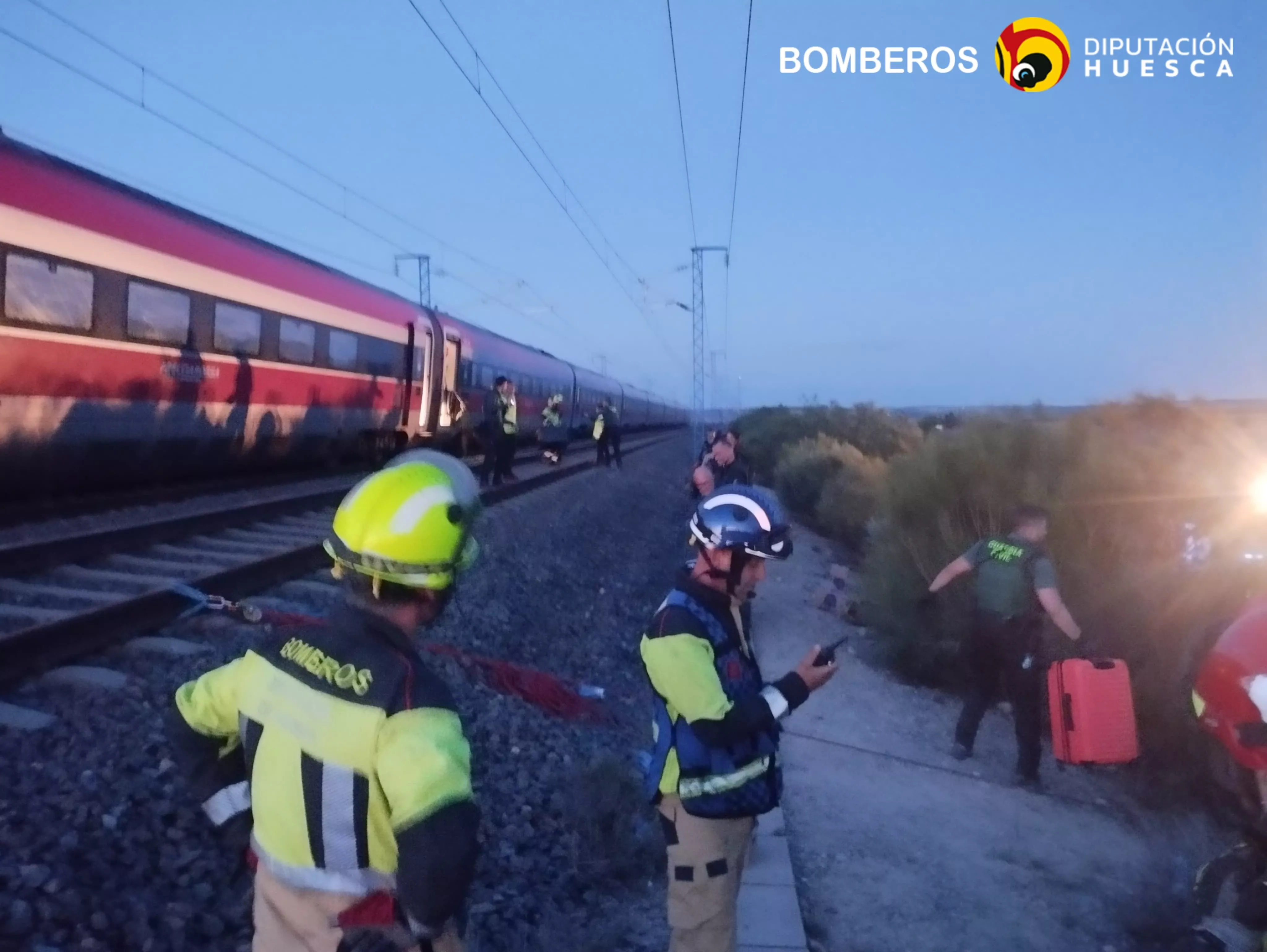 Viajeros del AVE varados en Zaidín.