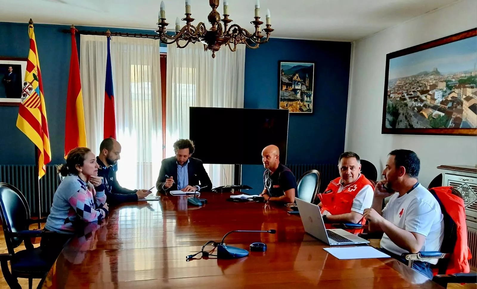 Isaac Claver, al frente del operativo de emergencia de Monzón.