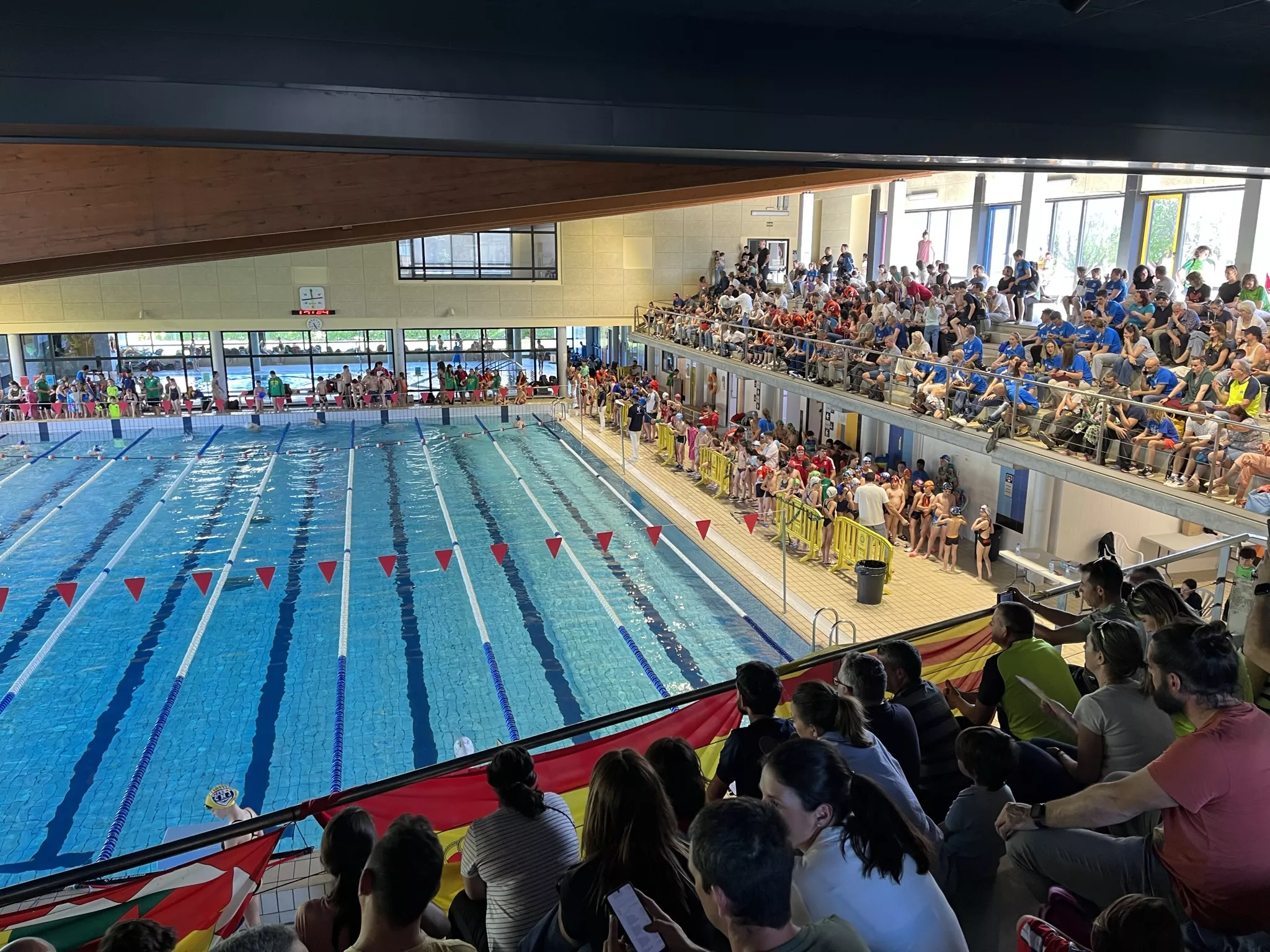 Gran nivel y ambiente en el XXX Trofeo Ciudad de Huesca de natación. Foto: Adri Mora