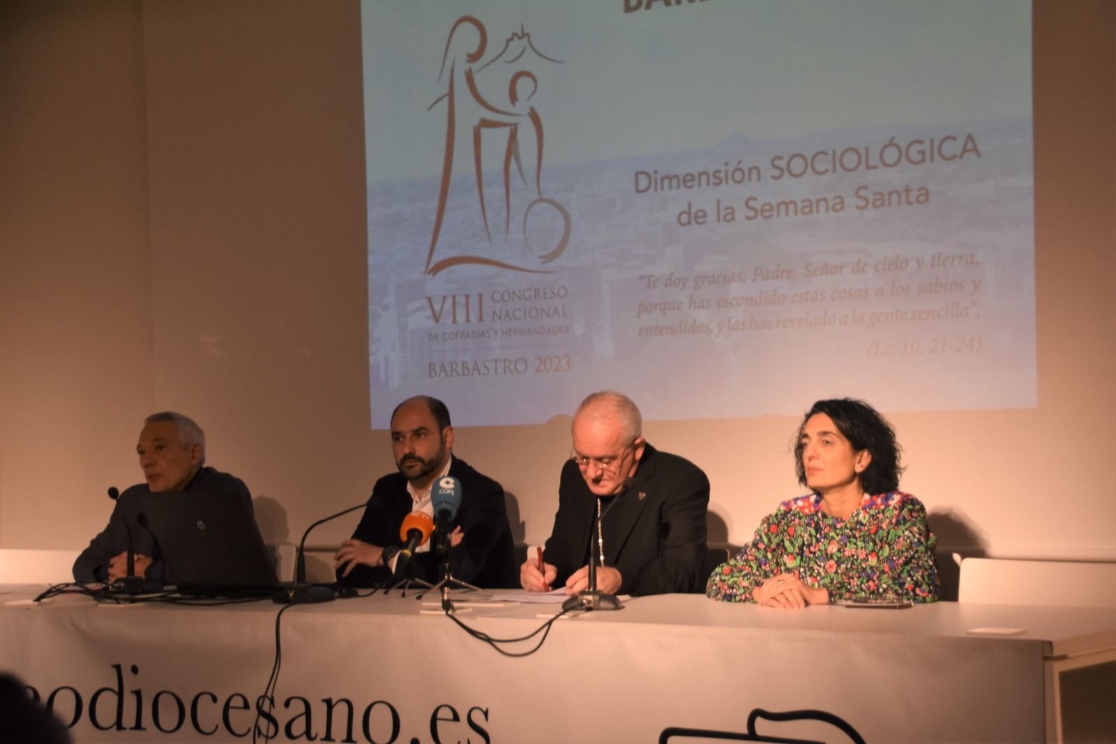 Jesús Gracia, Fernando Torres, Ángel Pérez Pueyo y Silvia Peropadre en la presentación del Congreso Nacional.