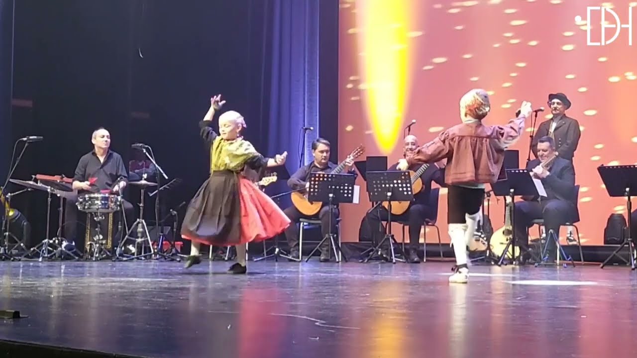 Actuación de María y Sergio Ripol en la Gala de Aspanoa 2022