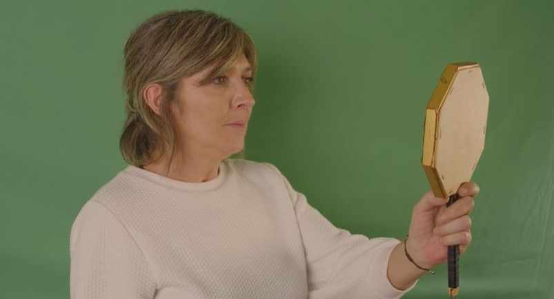 Imágenes del vídeo grabado por la AECC del Bajo Cinca con la canción de Ana Torroja. Fotograma del vídeo