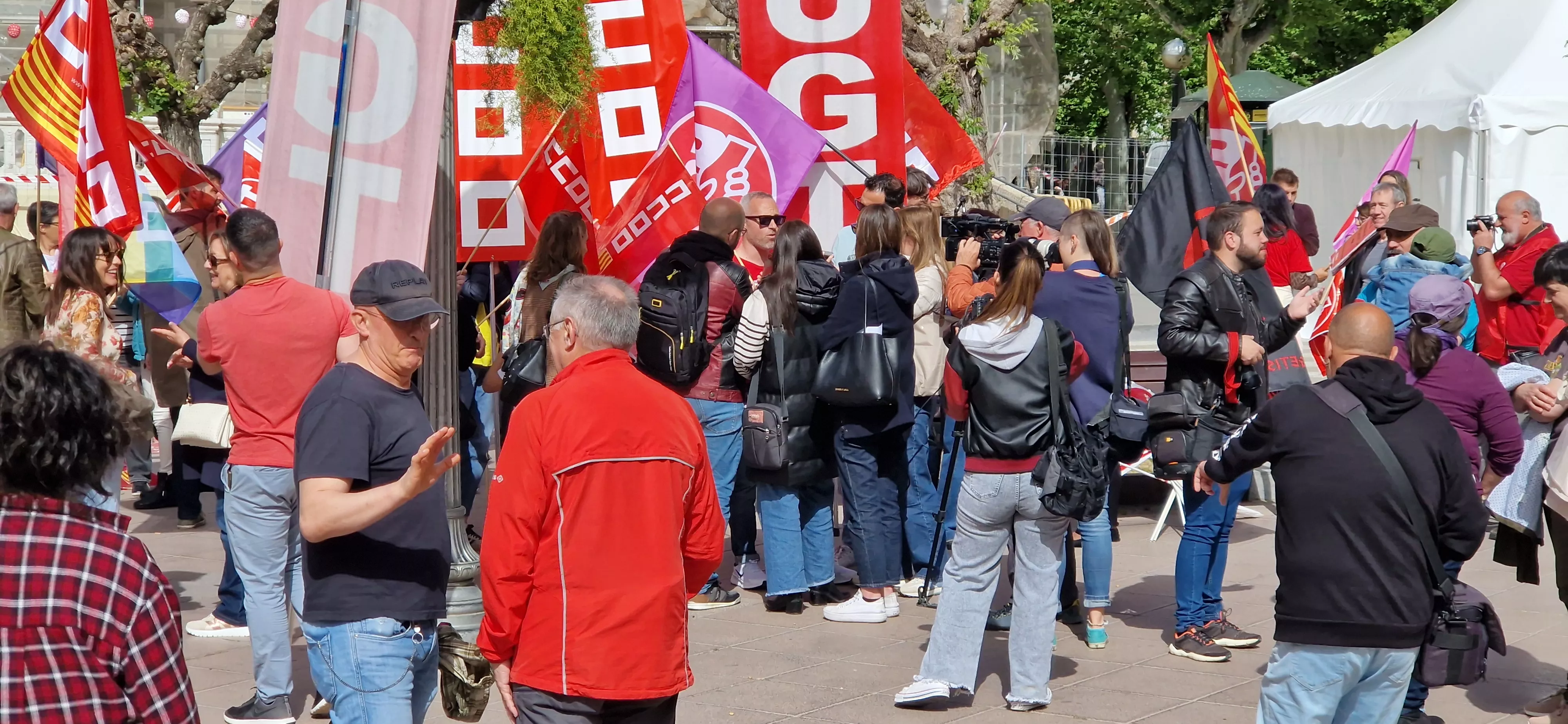 1º de Mayo: Imágenes del Día del Trabajo celebrado en Huesca por CCOO y UGT. Foto Myriam Martínez