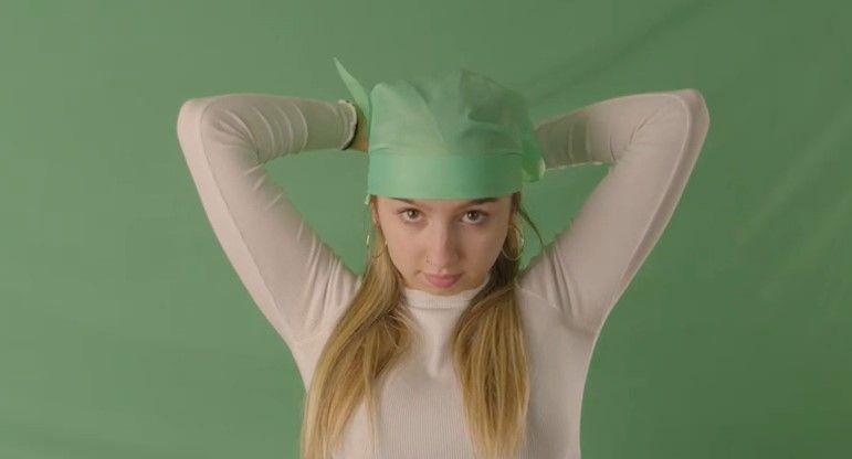 Imágenes del vídeo grabado por la AECC del Bajo Cinca con la canción de Ana Torroja. Fotograma del vídeo