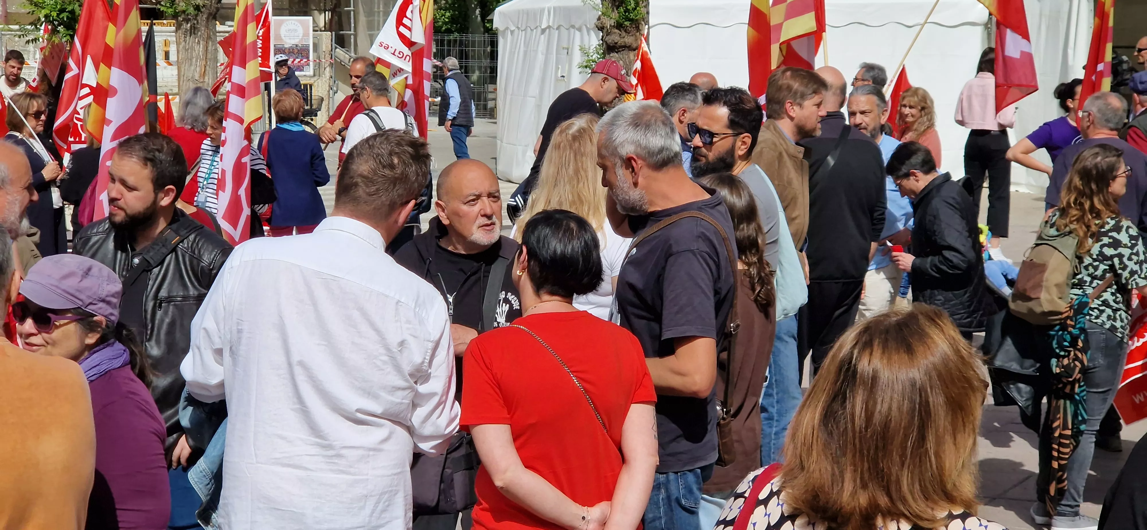 1º de Mayo: Imágenes del Día del Trabajo celebrado en Huesca por CCOO y UGT. Foto Myriam Martínez