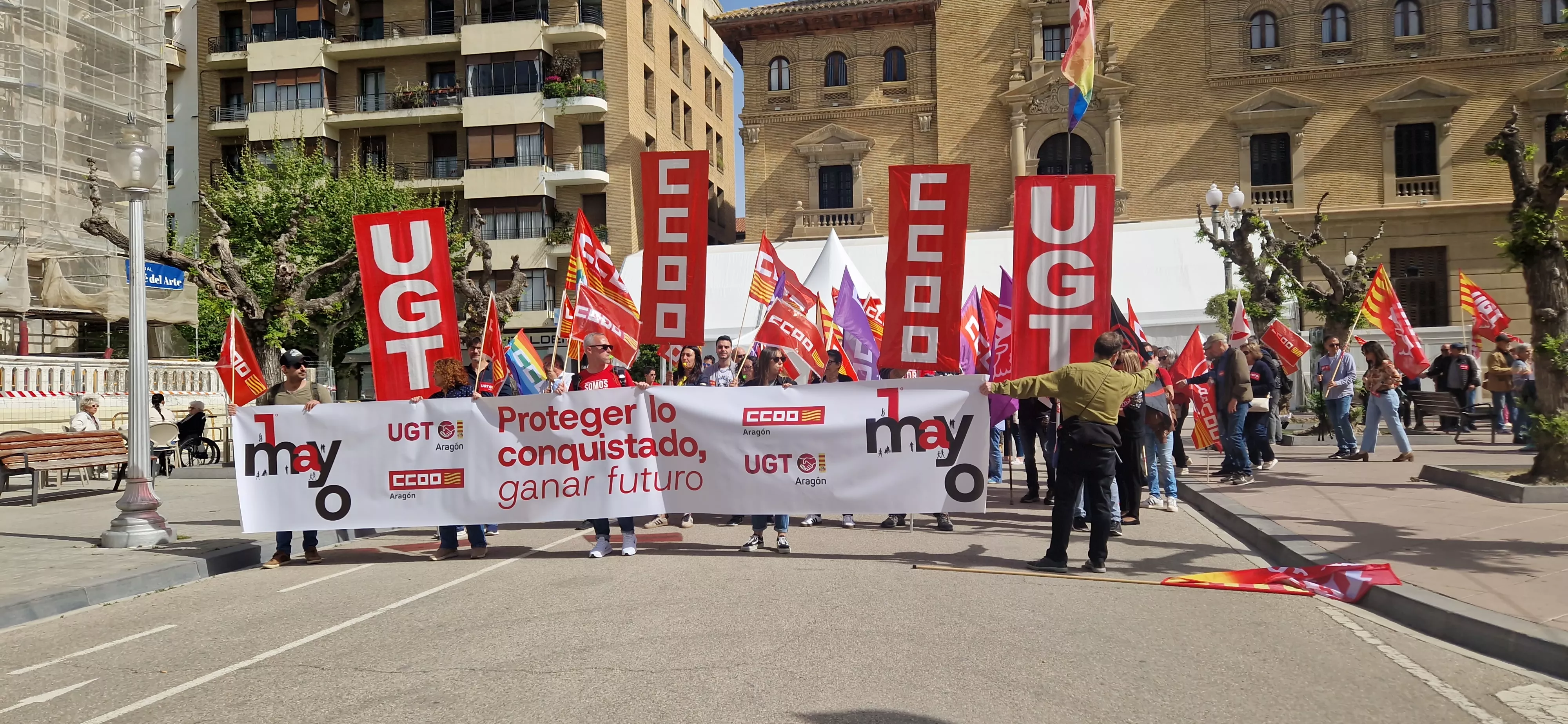 1º de Mayo: Imágenes del Día del Trabajo celebrado en Huesca por CCOO y UGT. Foto Myriam Martínez