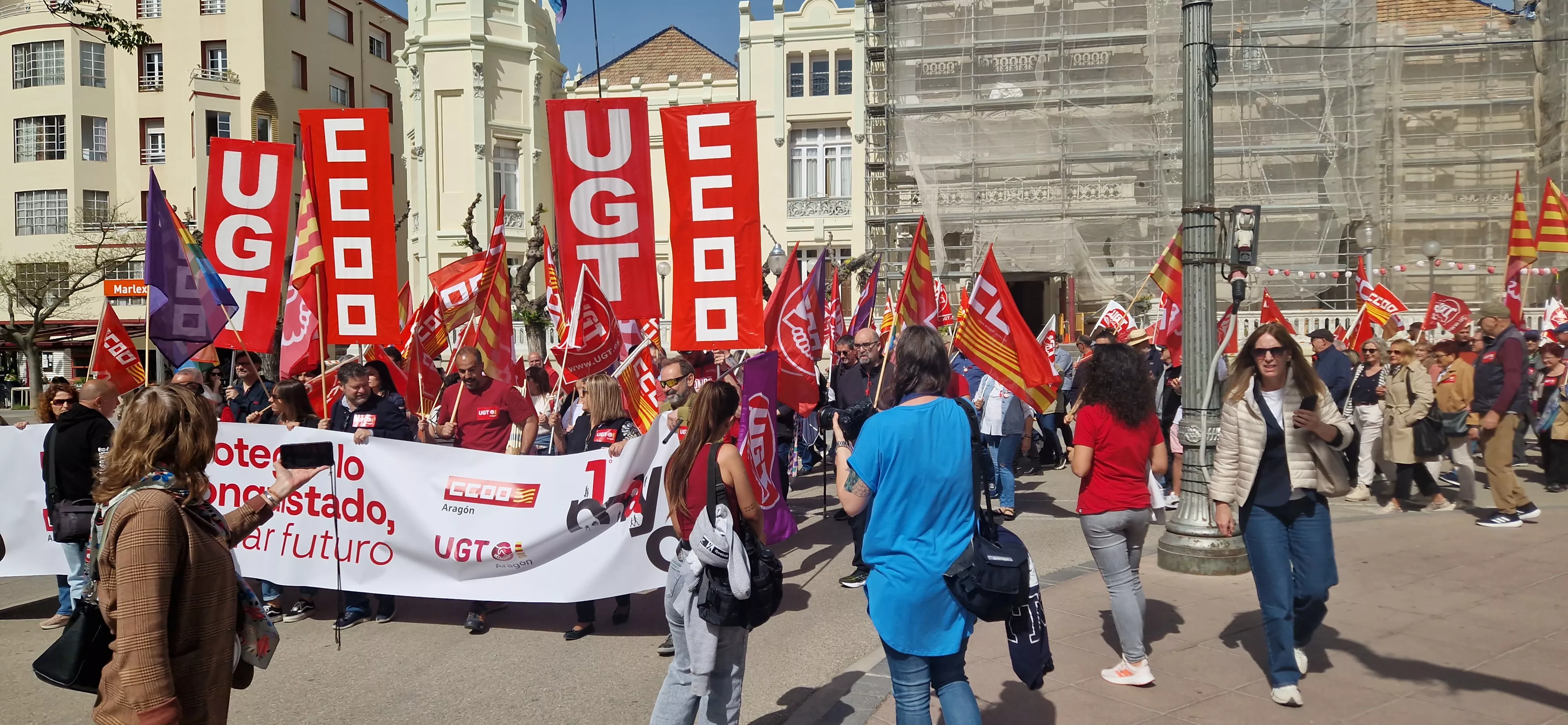1º de Mayo: Imágenes del Día del Trabajo celebrado en Huesca por CCOO y UGT. Foto Myriam Martínez