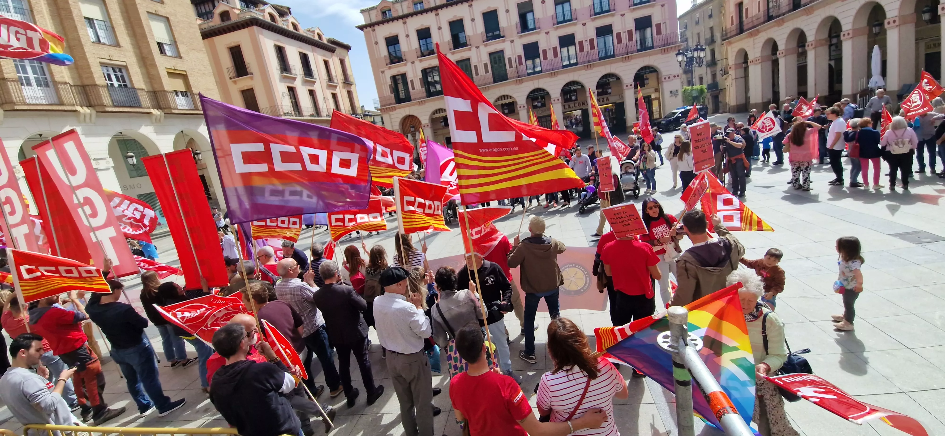 1º de Mayo: Imágenes del Día del Trabajo celebrado en Huesca por CCOO y UGT. Foto Myriam Martínez