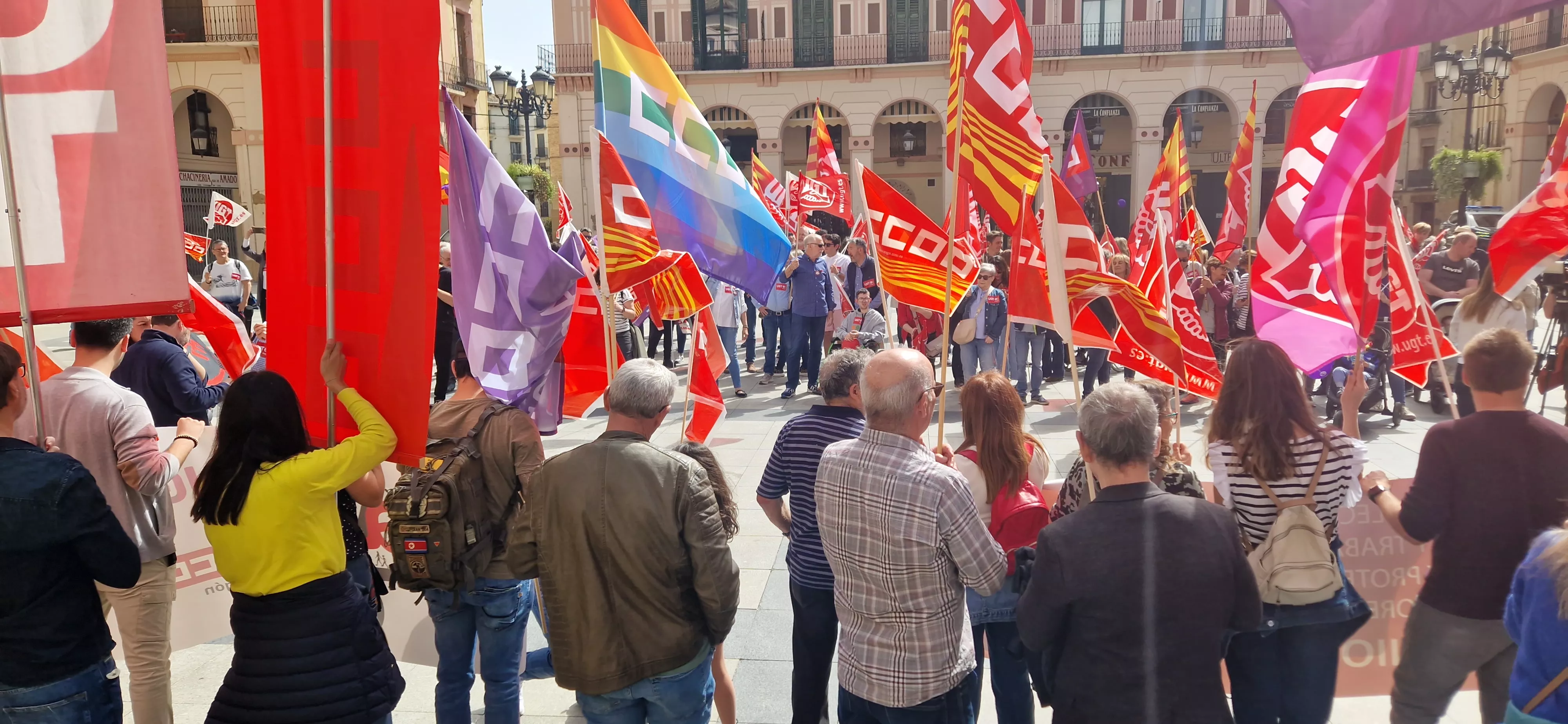 1º de Mayo: Imágenes del Día del Trabajo celebrado en Huesca por CCOO y UGT. Foto Myriam Martínez