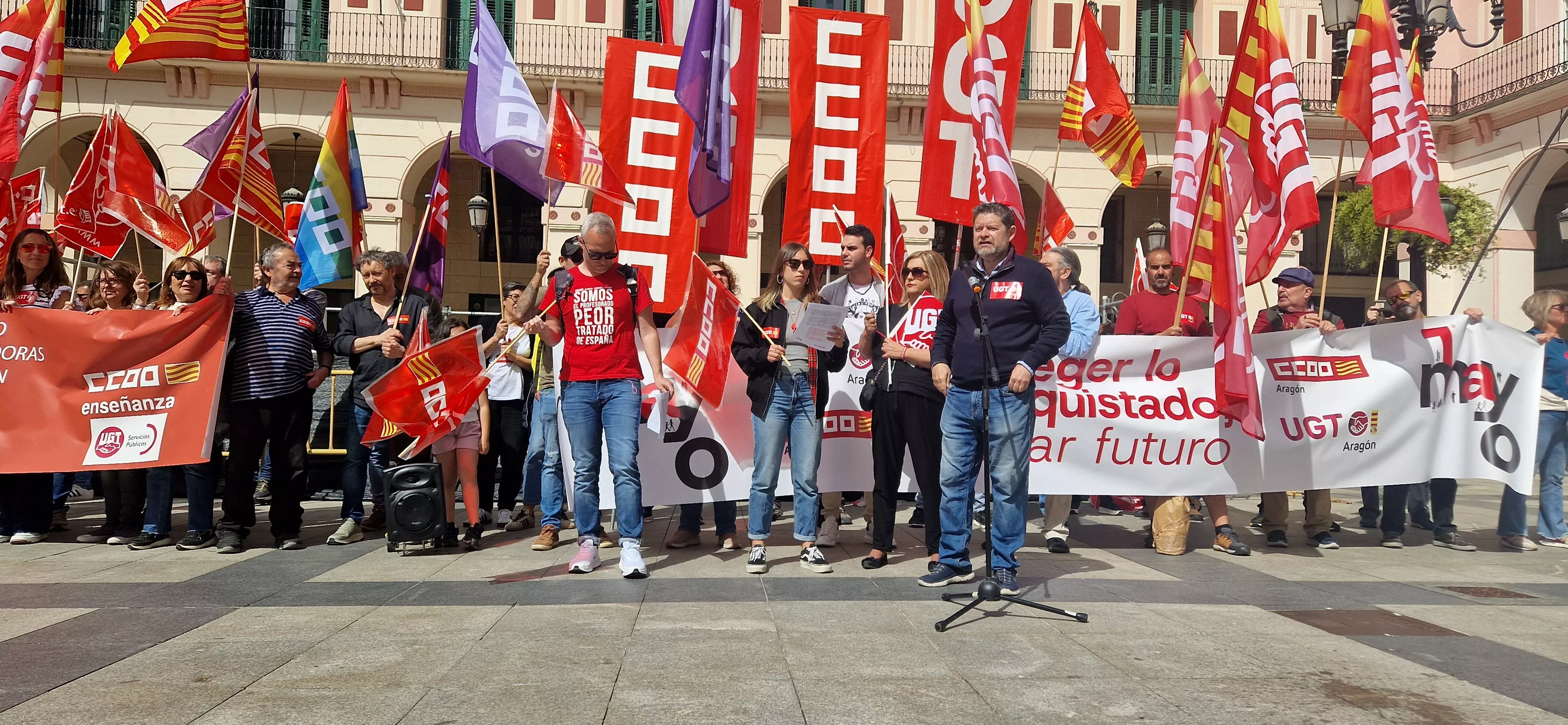 1º de Mayo: Imágenes del Día del Trabajo celebrado en Huesca por CCOO y UGT. Foto Myriam Martínez