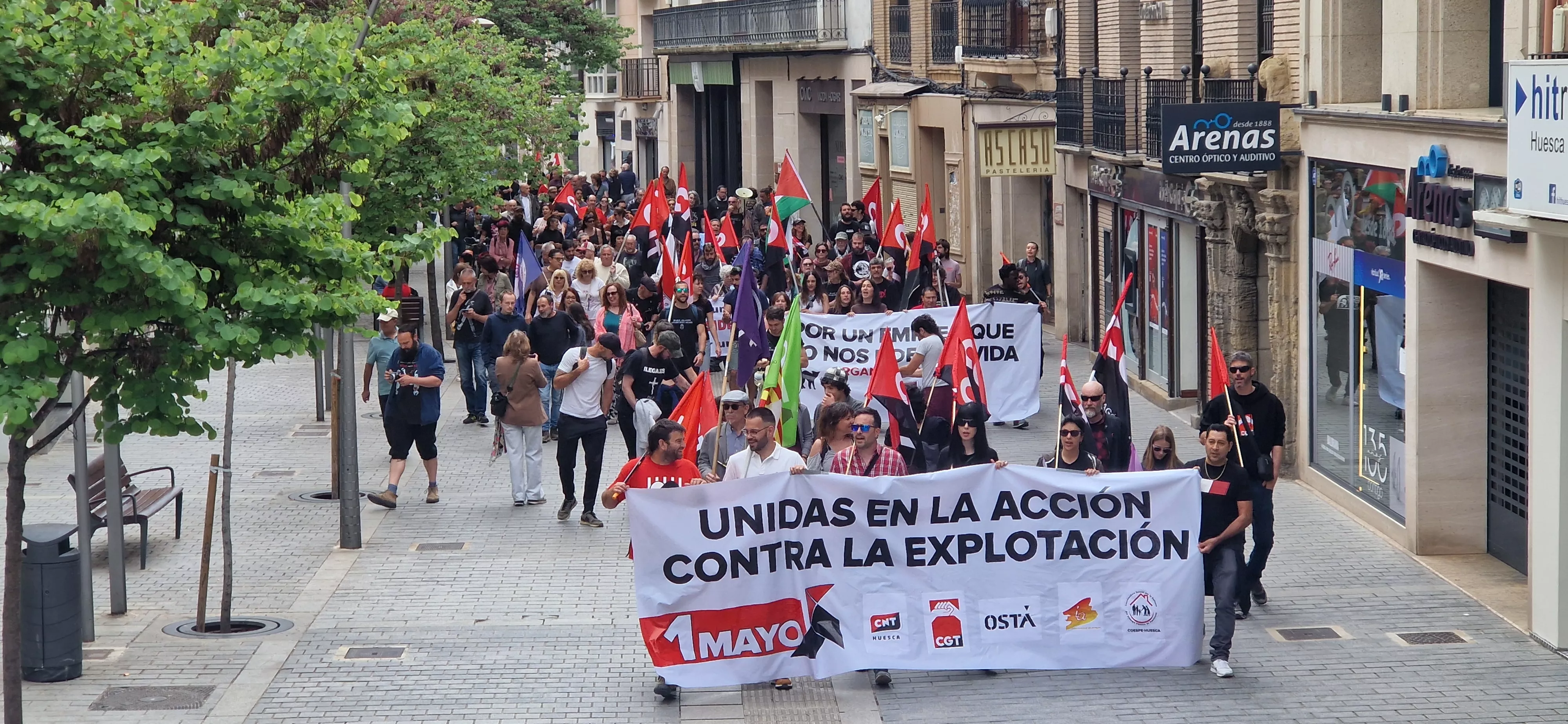 1º de Mayo: Imágenes de la manifestación de CGT, CNT, IA y OSTA por el Día del Trabajo. Foto Myriam Martínez