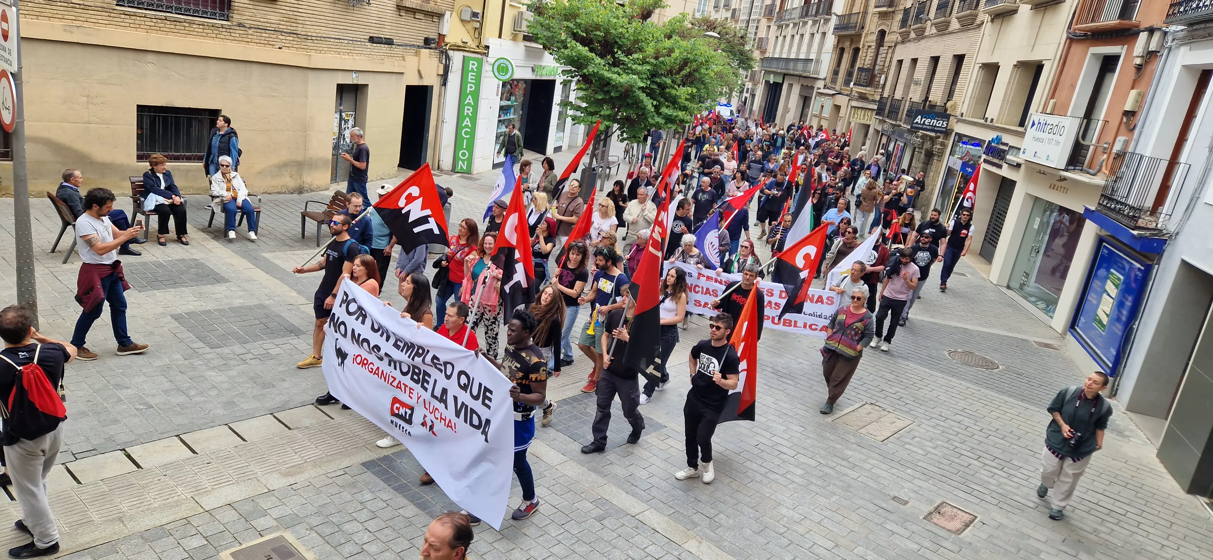 1º de Mayo: Imágenes de la manifestación de CGT, CNT, IA y OSTA por el Día del Trabajo. Foto Myriam Martínez