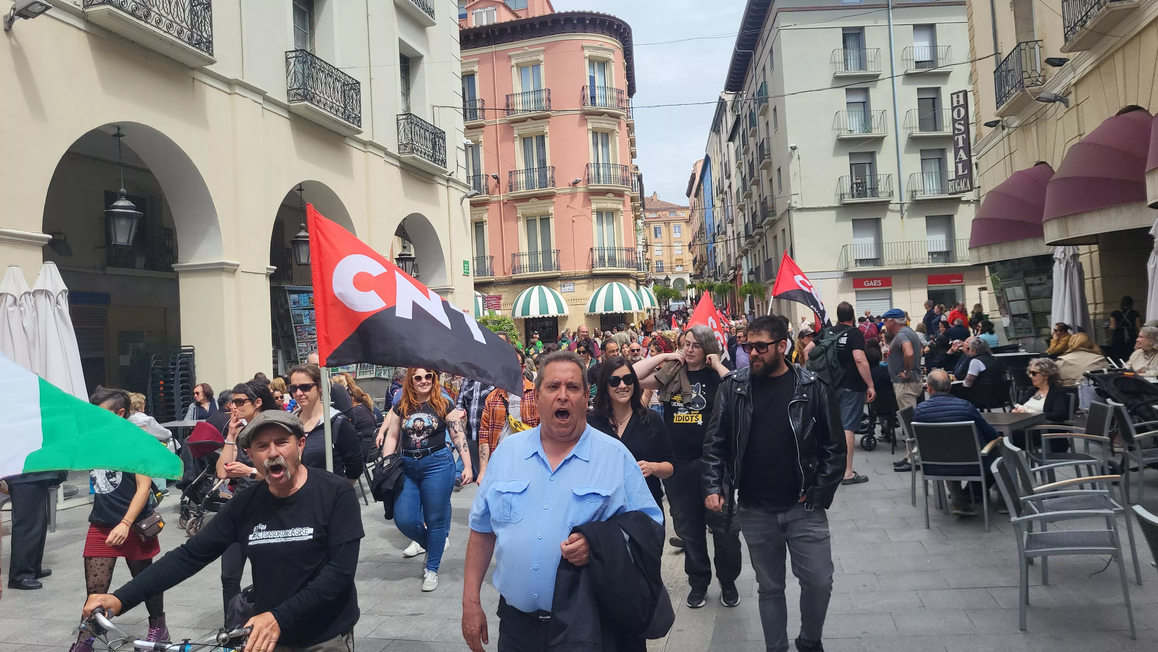 1º de Mayo: Imágenes de la manifestación de CGT, CNT, IA y OSTA por el Día del Trabajo. Foto Mercedes Manterola