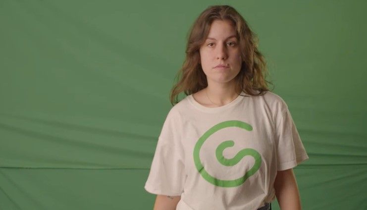 Imágenes del vídeo grabado por la AECC del Bajo Cinca con la canción de Ana Torroja. Fotograma del vídeo