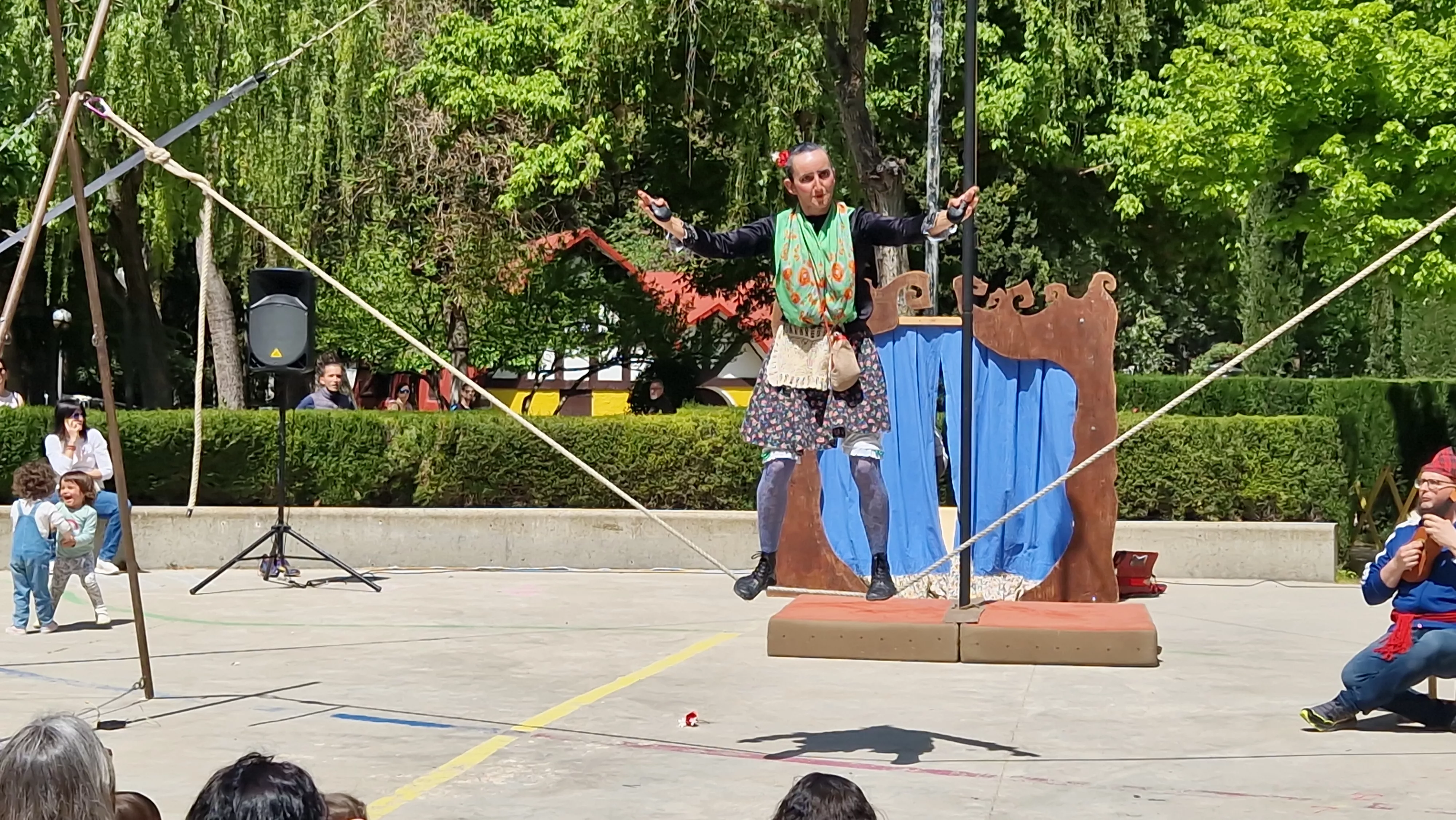 "Circo Jotero" de la compañía Monopájaro Verde. Foto Myriam Martínez