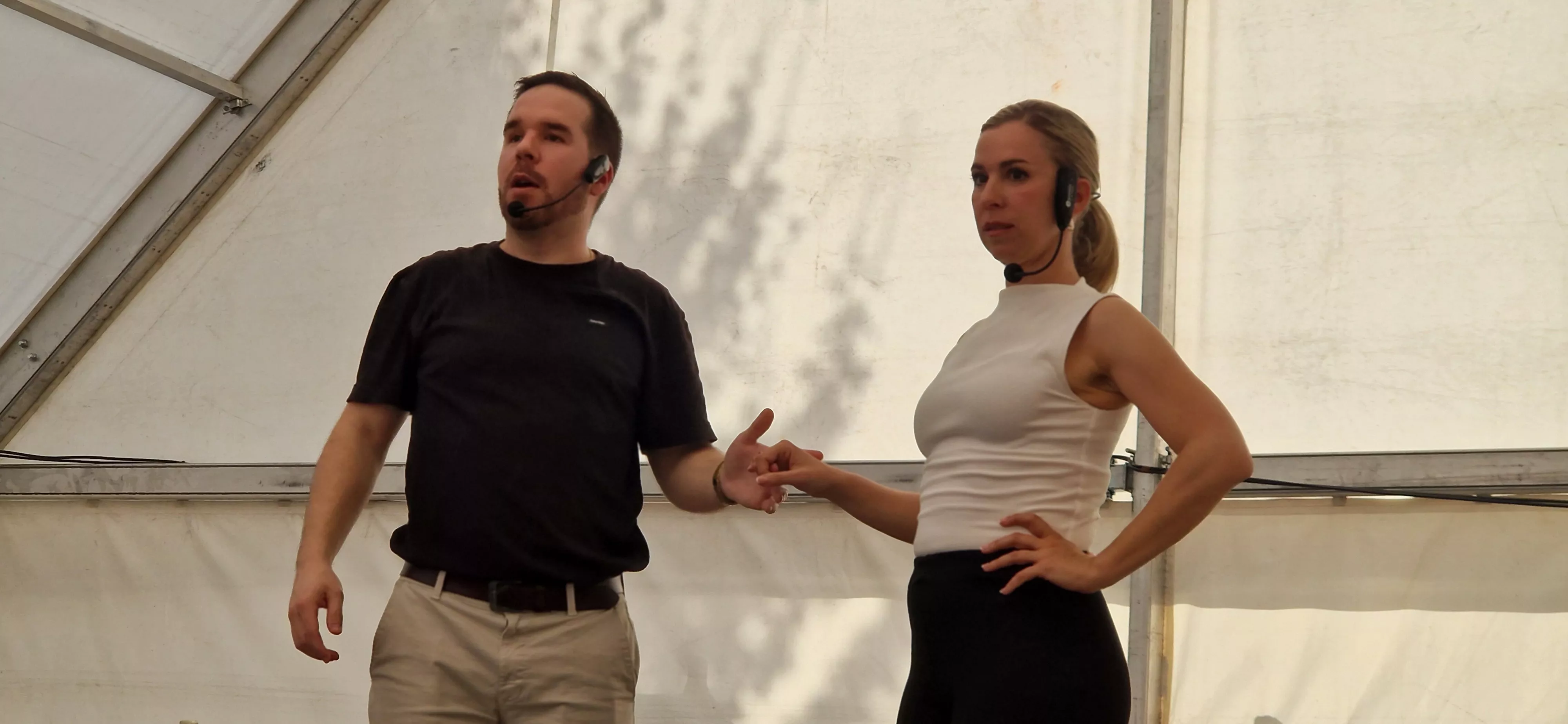 Bailes latinos en las Fiestas del Barrio de San Lorenzo. Foto Myriam Martínez