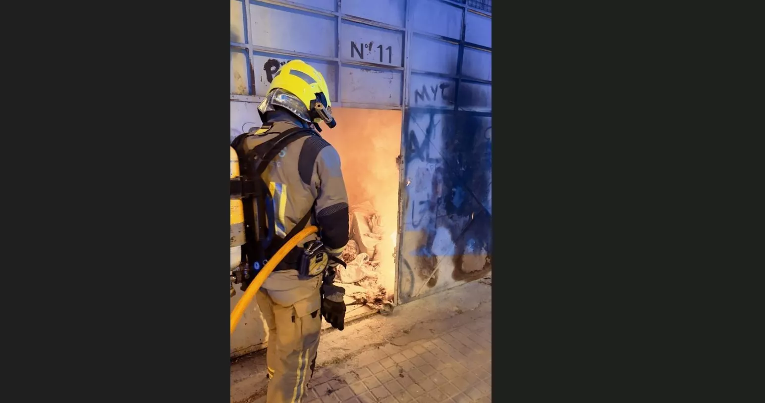 Los Bomberos de Huesca han controlado rápidamente el incendio. Foto Los Bomberos del Ayuntamiento de Huesca Los Bomberos de Huesca han controlado rápidamente el incendio. Foto Los Bomberos del Ayuntamiento de Huesca