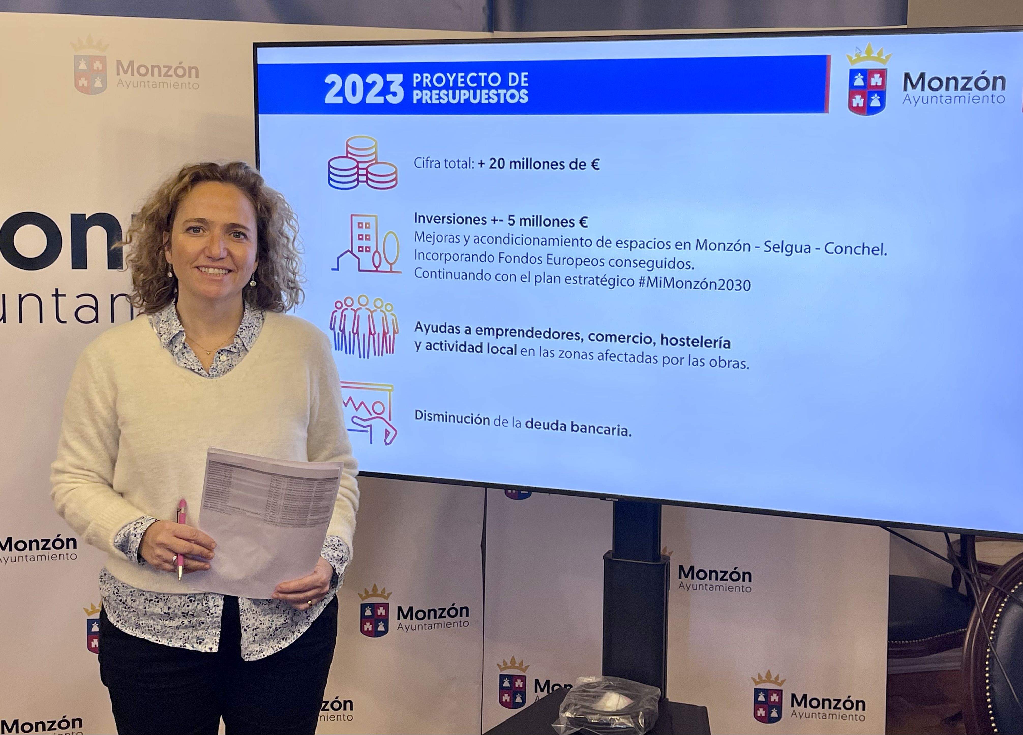 Marta Montaner, concejala de Hacienda de Monzón