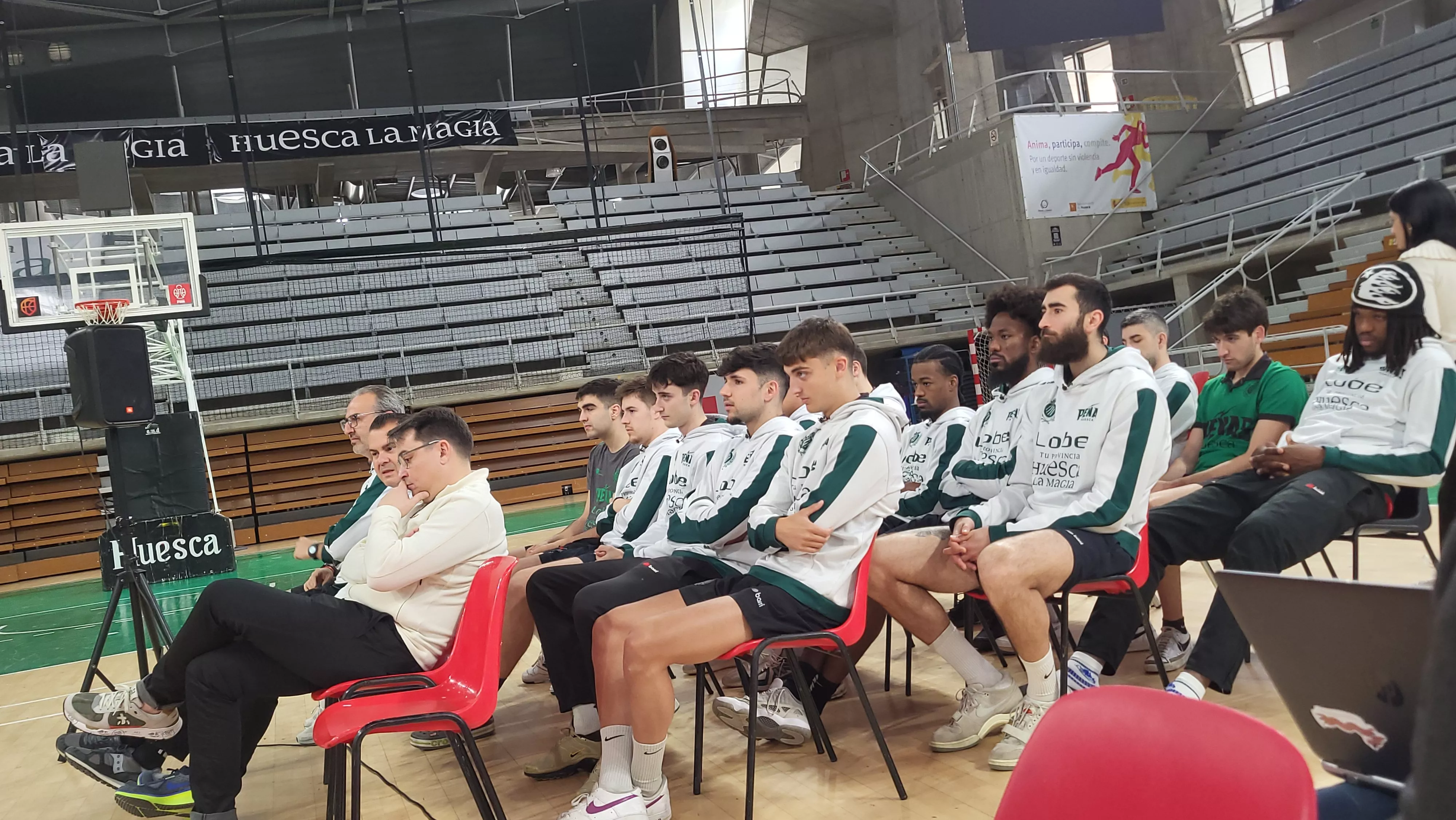 Convenio entre Ayuntamiento de Huesca y Club Baloncesto Peñas
