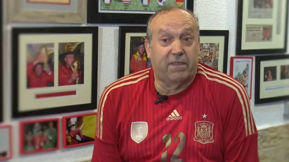 Manolo "el del bombo".