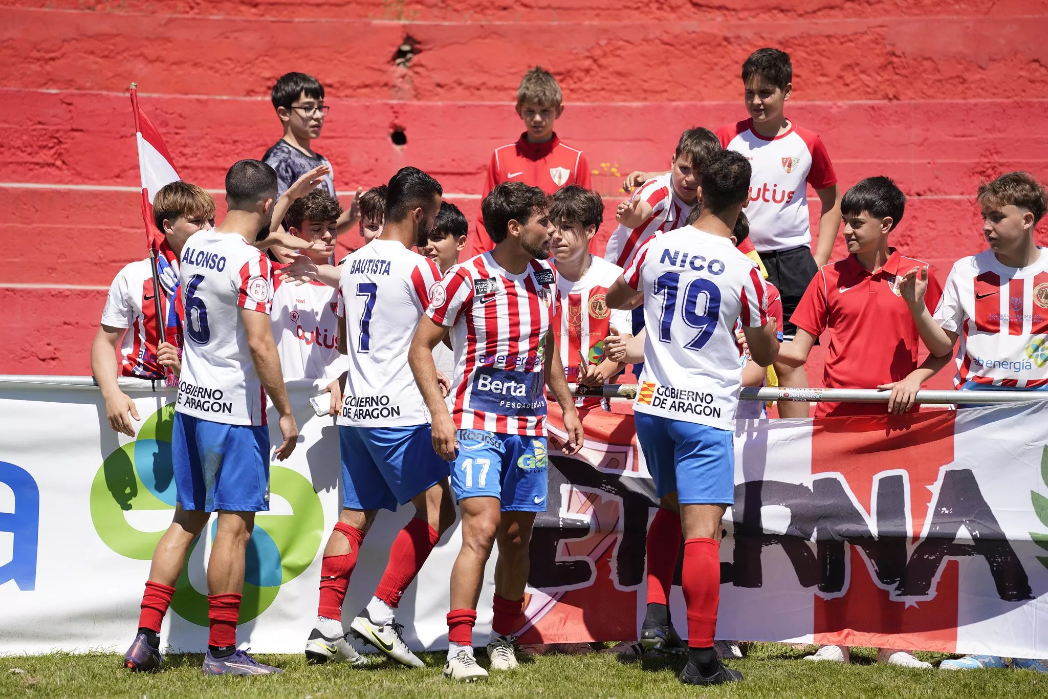 La UD Barbastro, todo o nada en Ejea