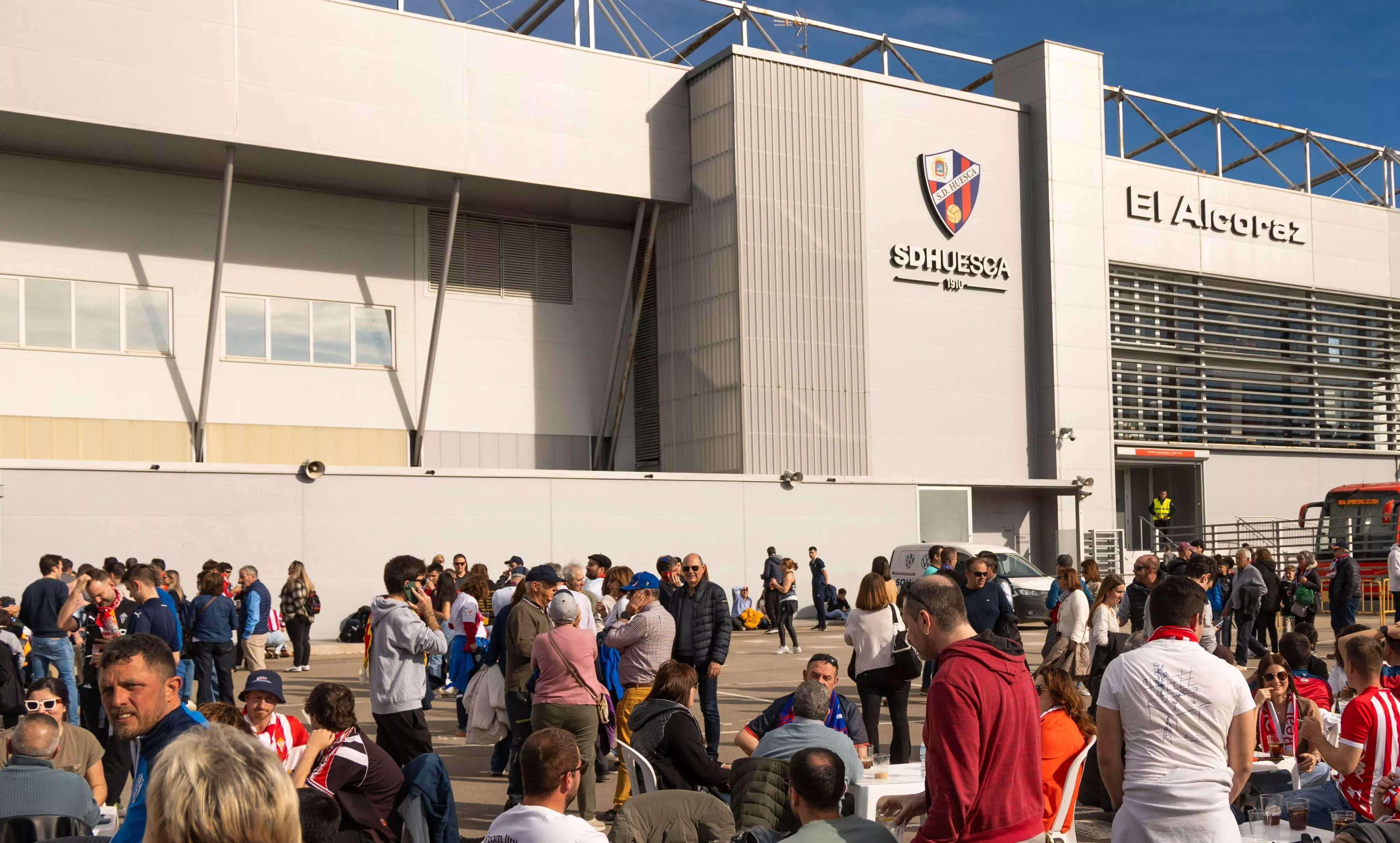 Estas son las alineaciones del SD Huesca-Real Oviedo.