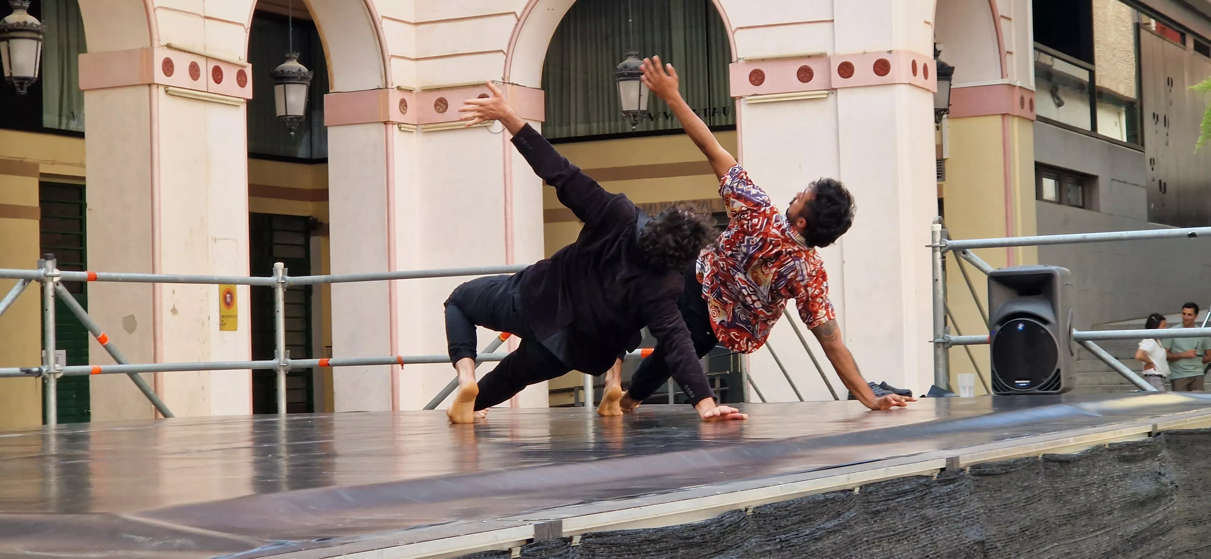 “Disculpa si te presento como que no te conozco”. Foto Myriam Martínez