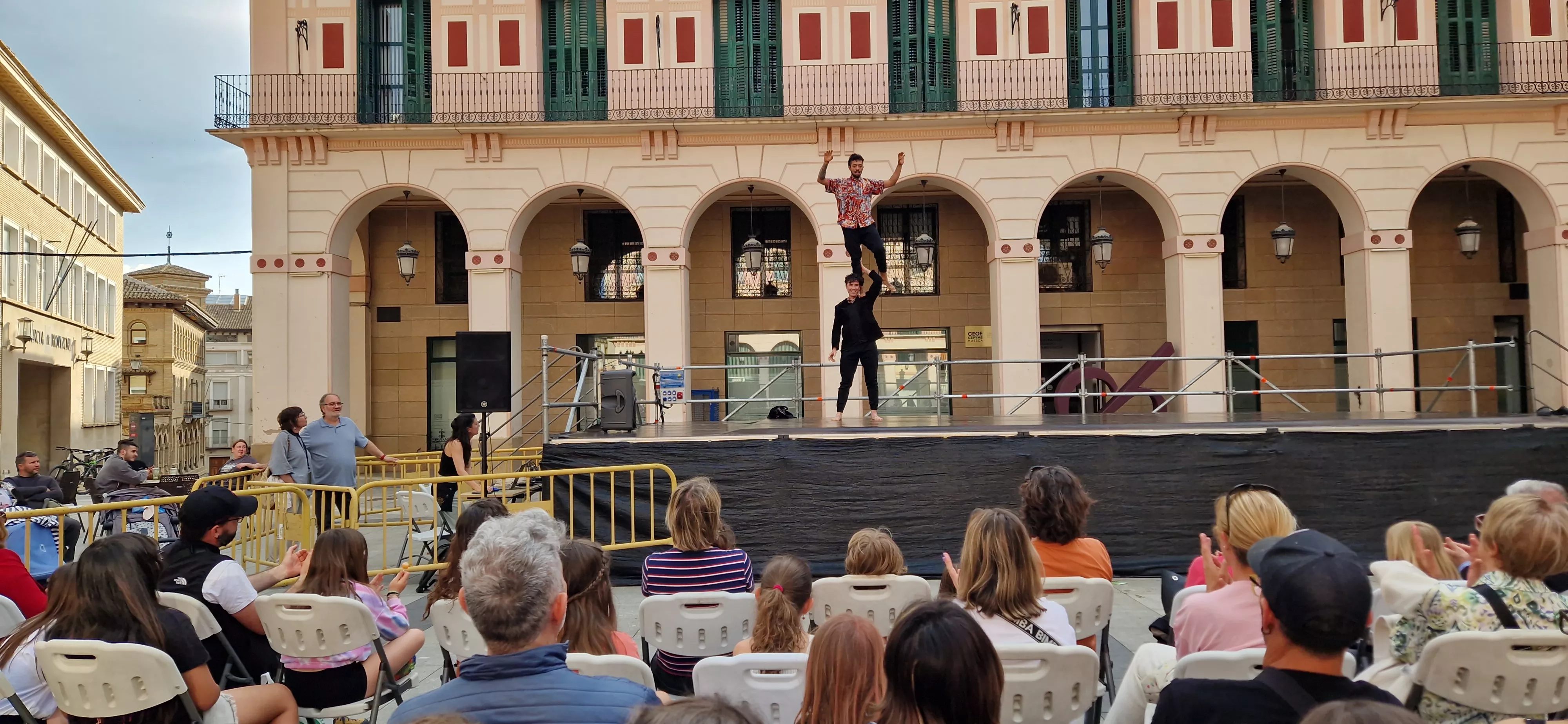 “Disculpa si te presento como que no te conozco”. Foto Myriam Martínez