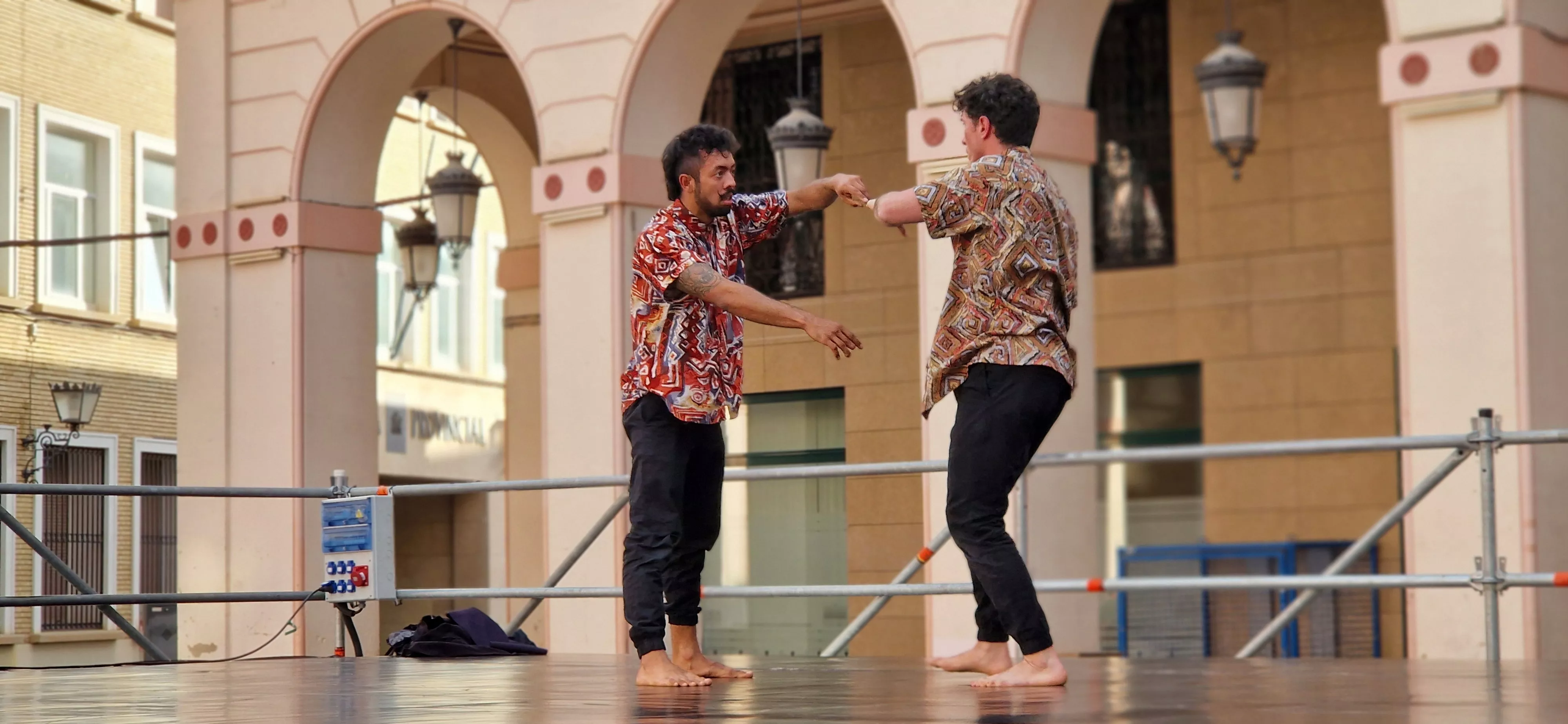 “Disculpa si te presento como que no te conozco”. Foto Myriam Martínez