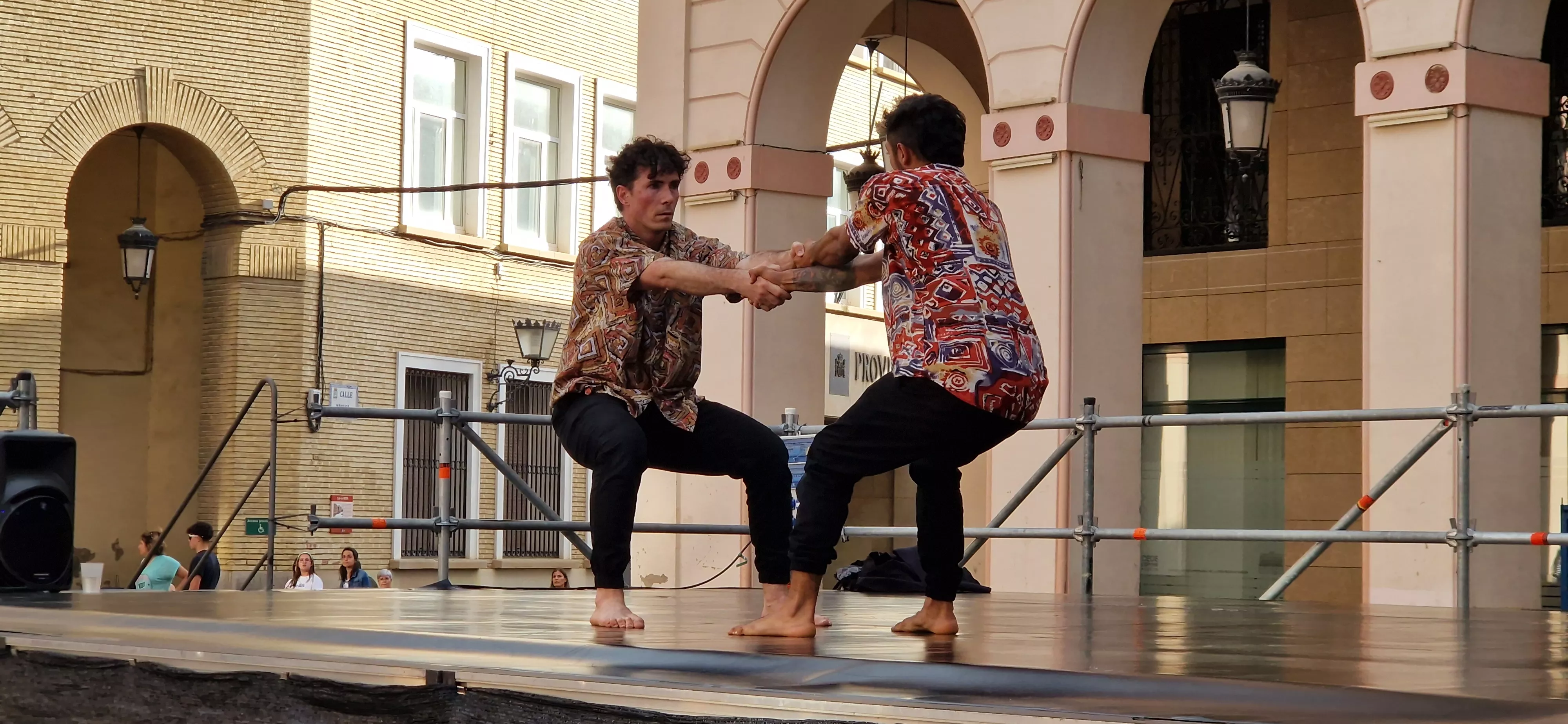 “Disculpa si te presento como que no te conozco”. Foto Myriam Martínez