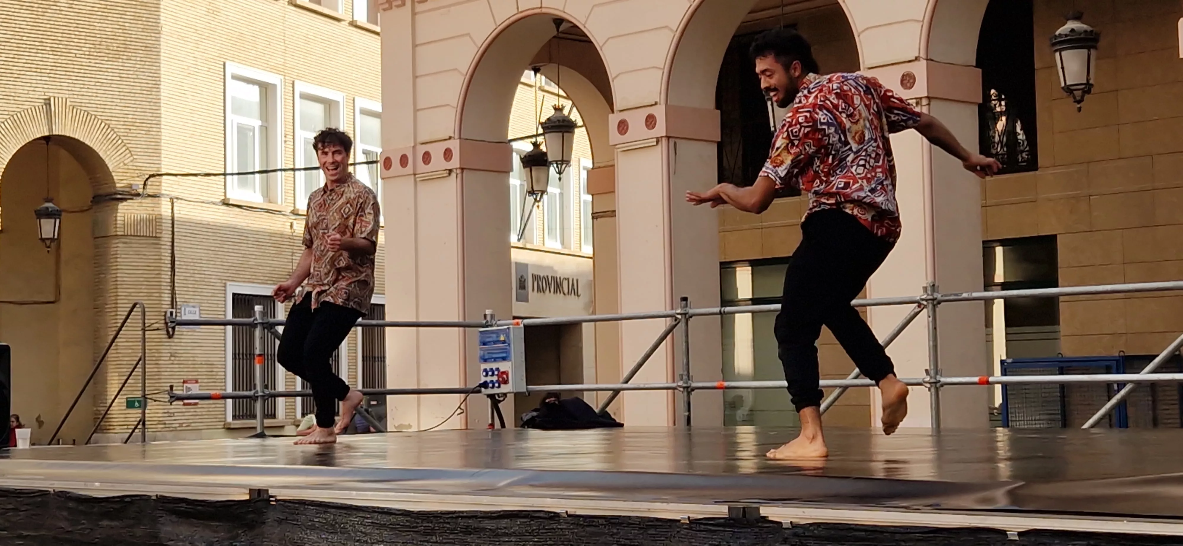 “Disculpa si te presento como que no te conozco”. Foto Myriam Martínez