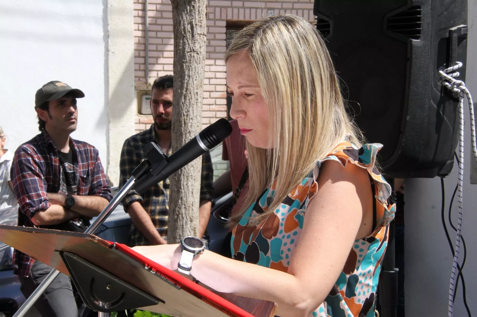 Homenaje en Leciñena a sus once vecinos deportados en campos de concentración nazis. Foto Carlos Neofato