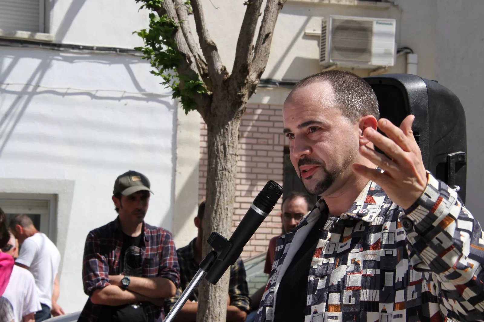 Homenaje en Leciñena a sus once vecinos deportados en campos de concentración nazis. Foto Carlos Neofato