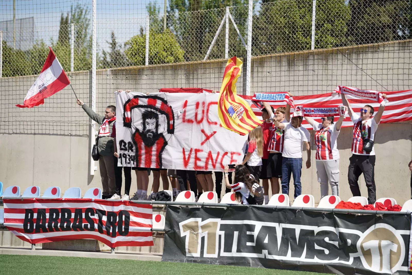 Imágenes del SD Ejea 0-0 UD Barbastro. Foto: @fotomaniafut