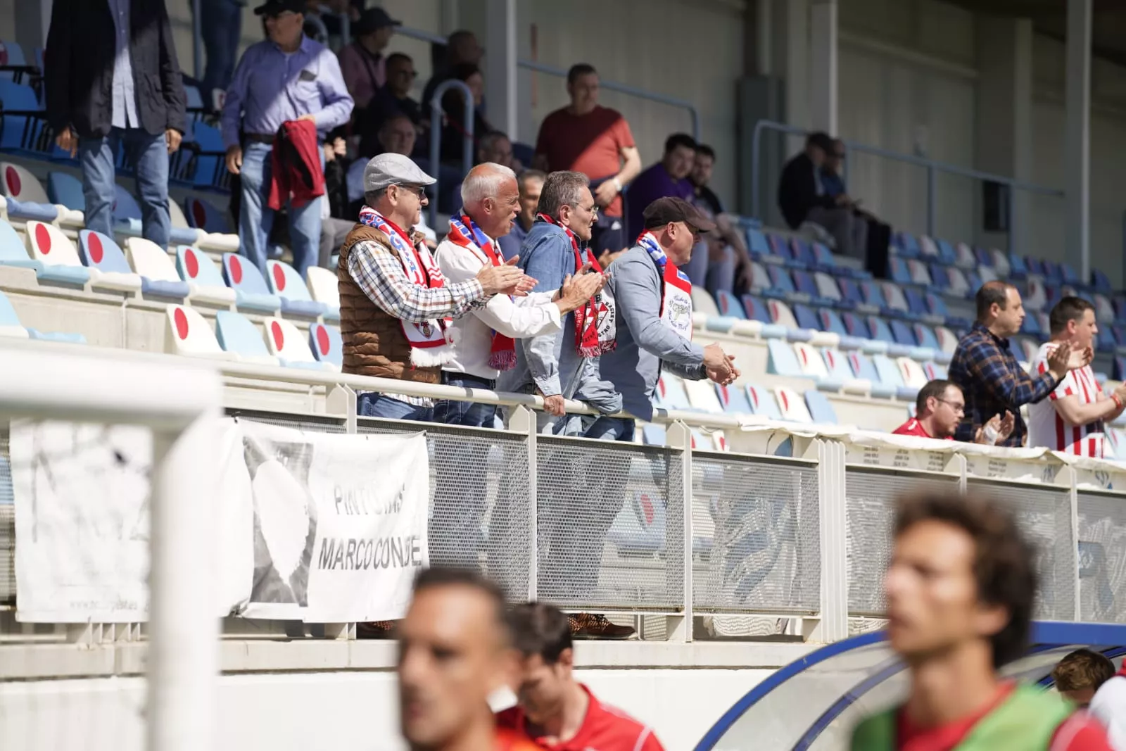 Imágenes del SD Ejea 0-0 UD Barbastro. Foto: @fotomaniafut