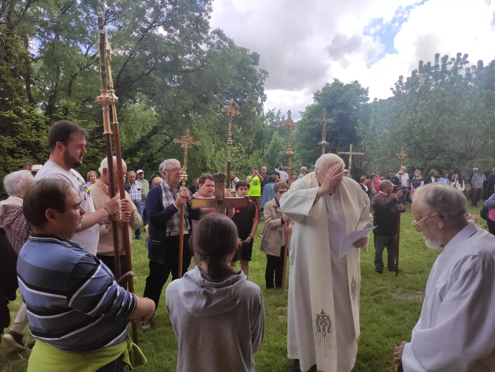 Romería de los nueve pueblos a San Cosme y San Damián en Panzano. Foto Fernando Paules