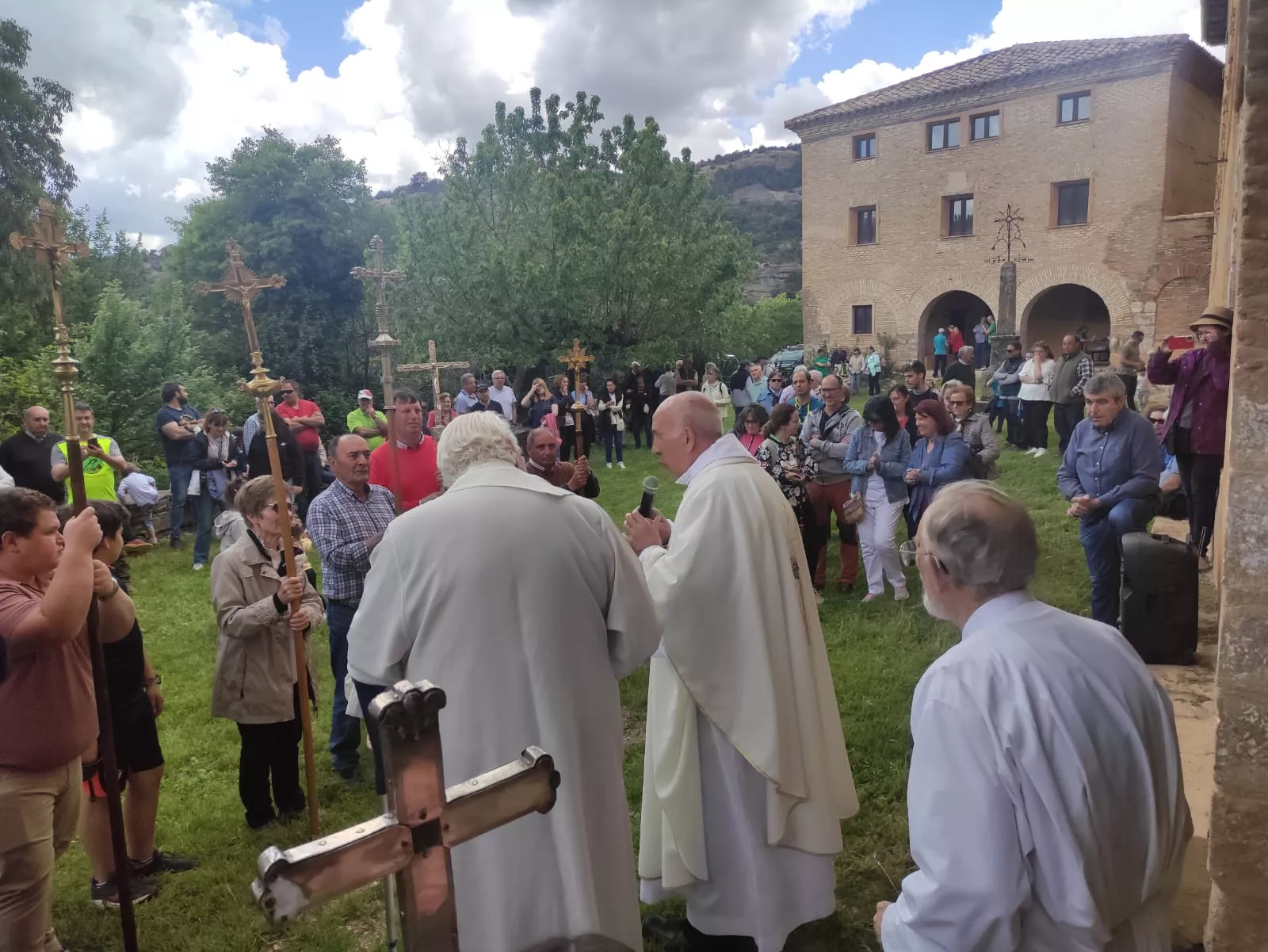 Romería de los nueve pueblos a San Cosme y San Damián en Panzano. Foto Fernando Paules