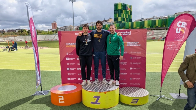 Javi Cruz, bronce en disco Javi Cruz, bronce en disco