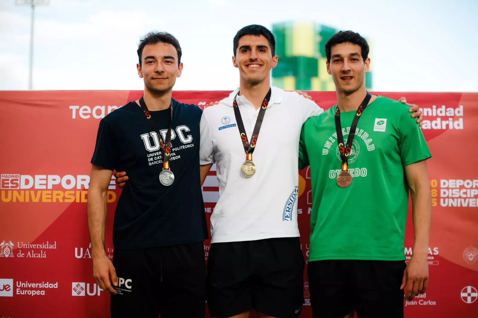 Mario Revenga, campeón de España Universitario en 110 vallas.