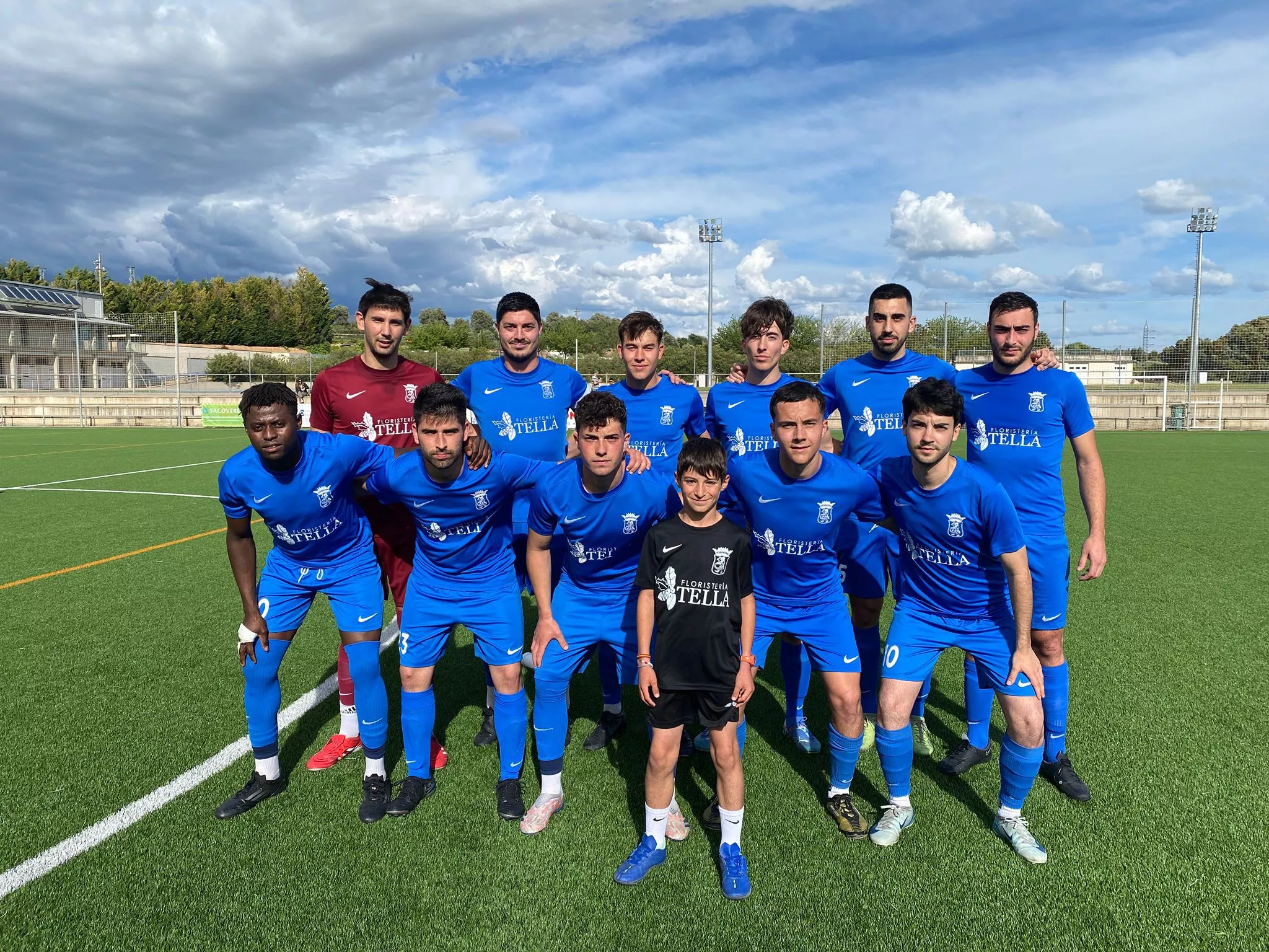 Once de la Peña Ferranca ante el Internacional de Huesca. Regional Preferente: misión casi imposible para Peña Fragatina y Jacetano