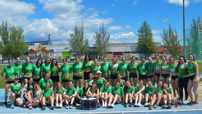 Equipo femenino zoitista en la primera jornada. Equipo femenino zoitista en la primera jornada.
