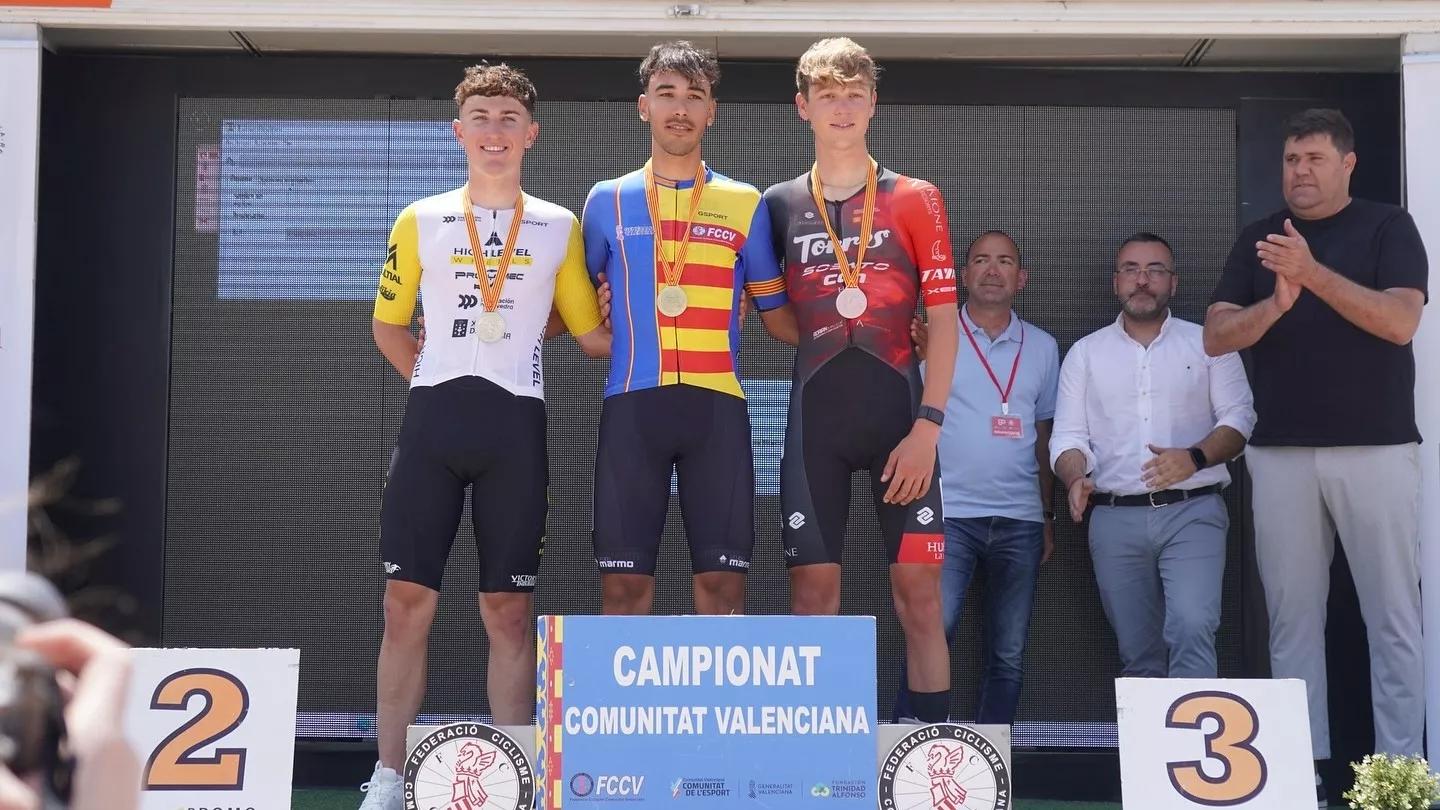 Dos nuevos podios para Torres-Sobato. Alberto Domens consiguió subir al podio como 3º clasificado en el Campeonato de la Comunitat Valenciana sub23